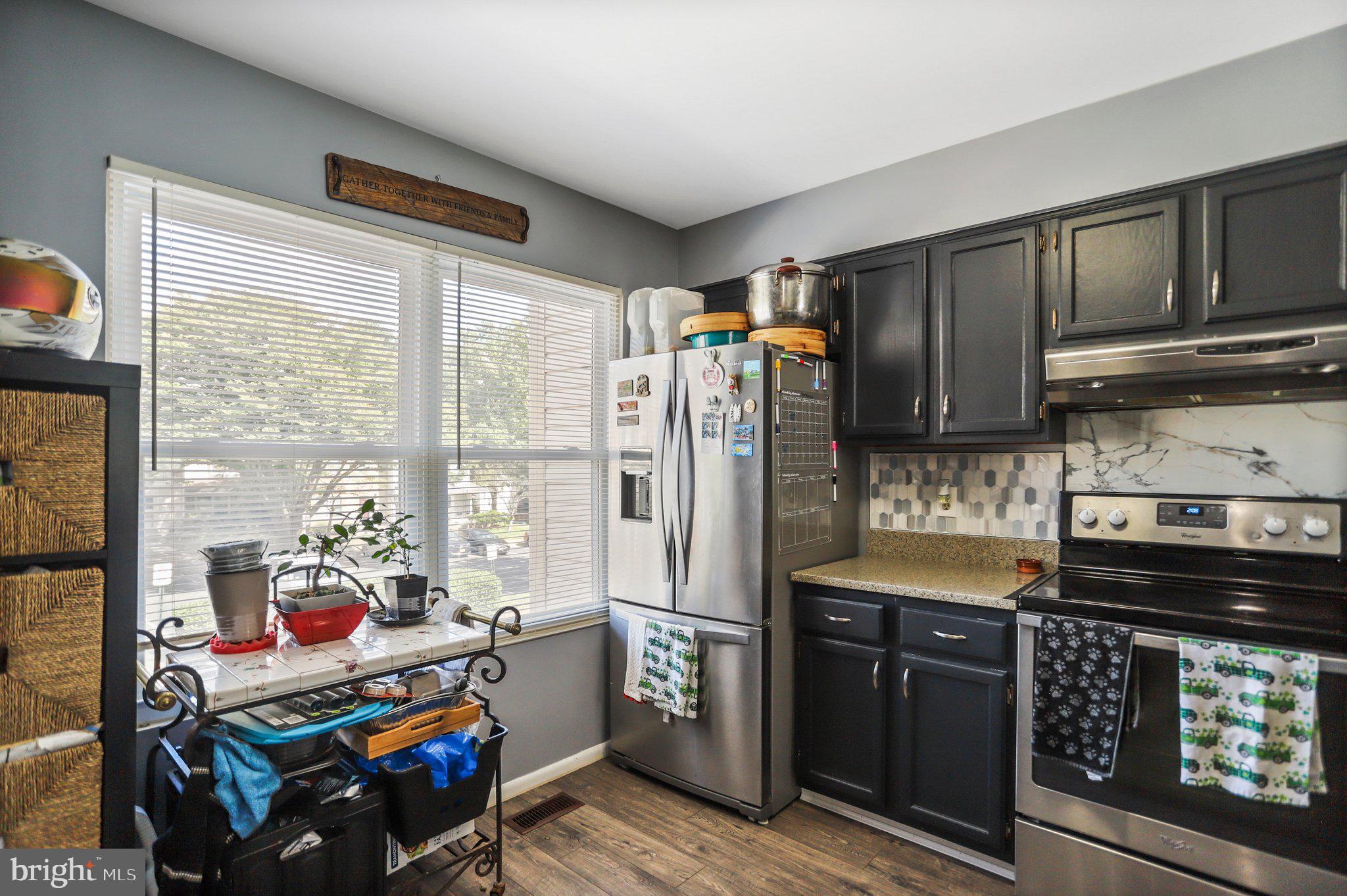 11210 White Barn Ct