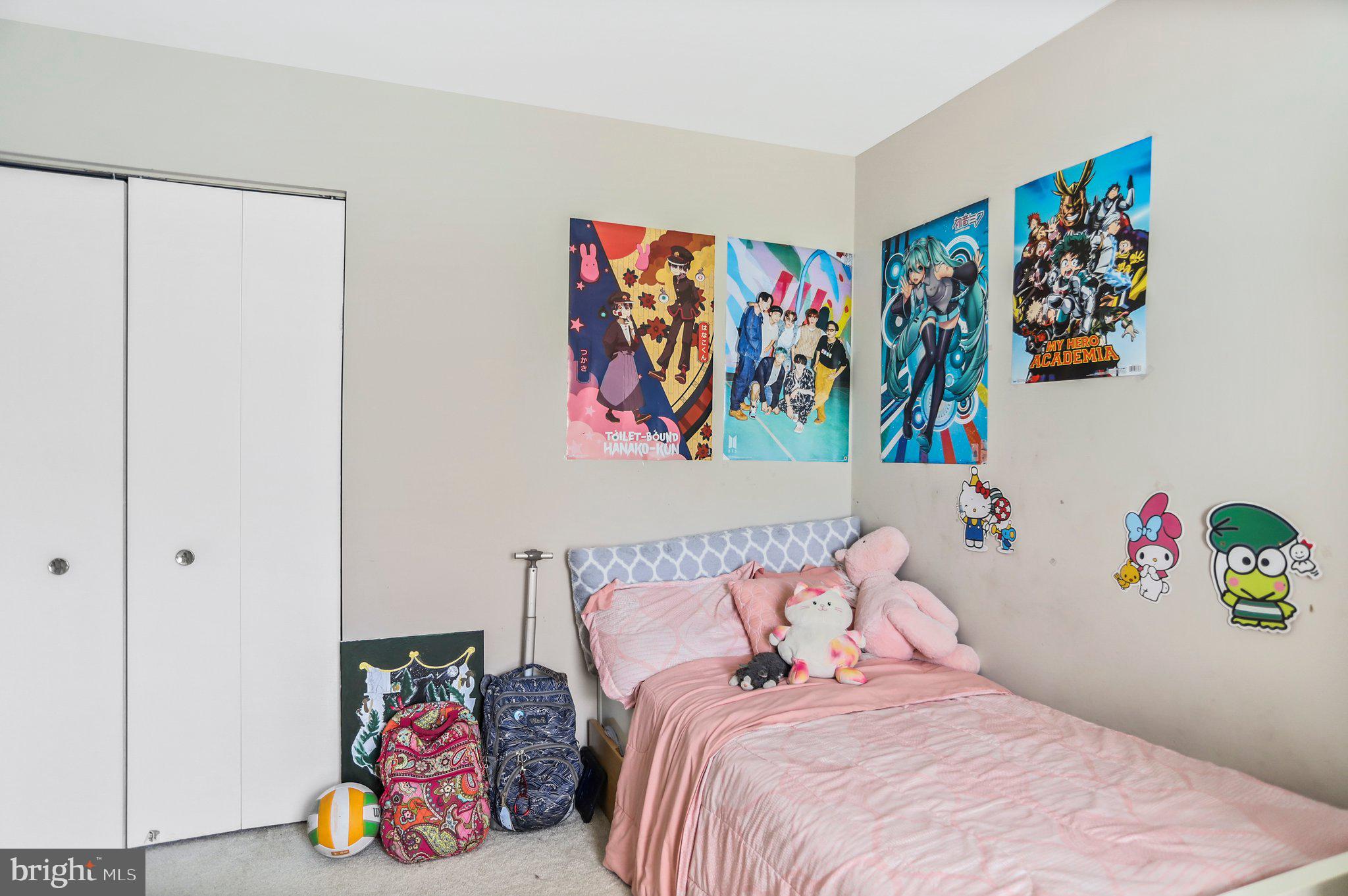 11210 White Barn Ct