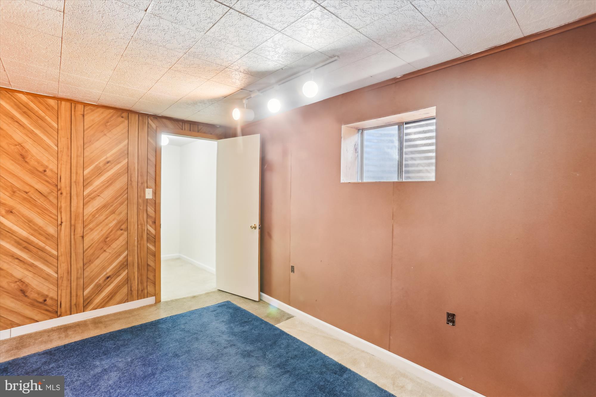 8921 Centerway Rd