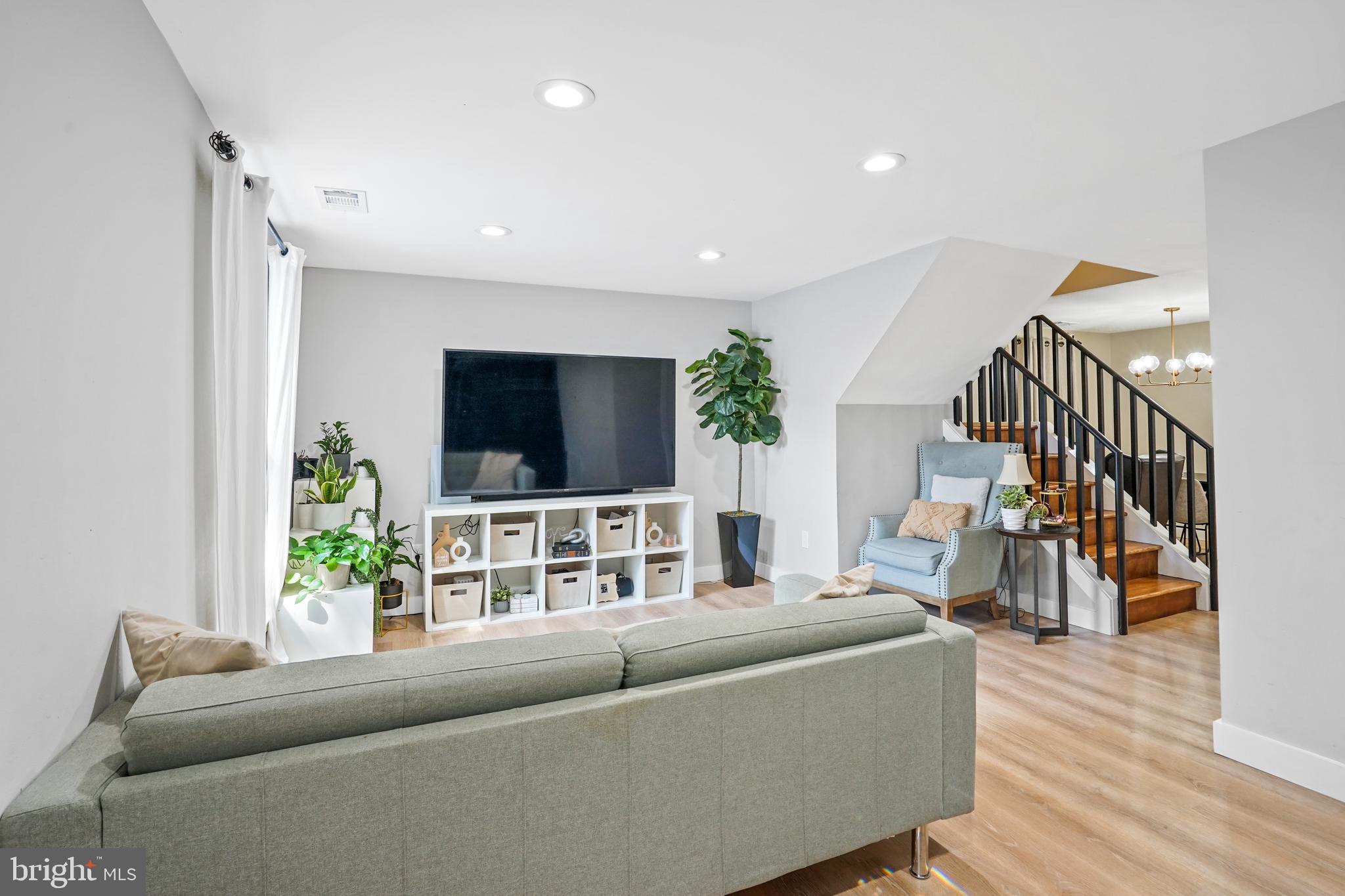 13335 Demetrias Way