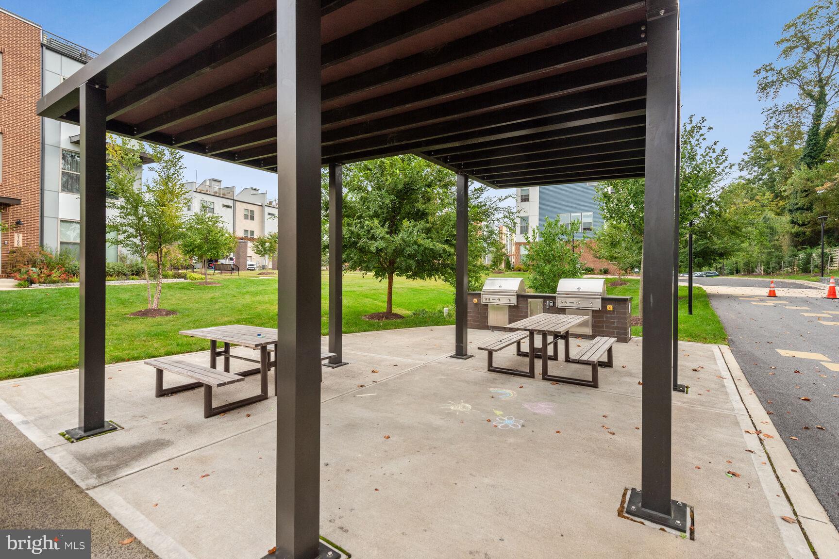 5104 Randolph Rd