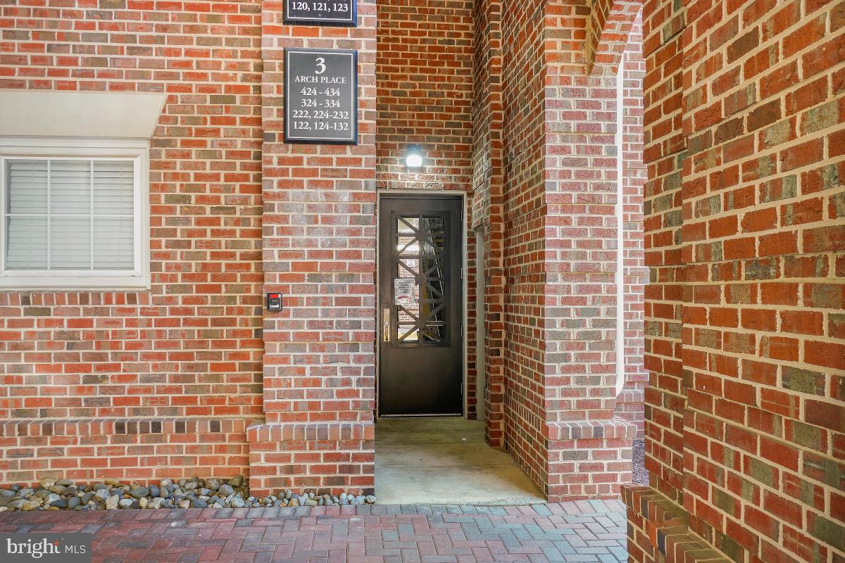 3 Arch Pl #227