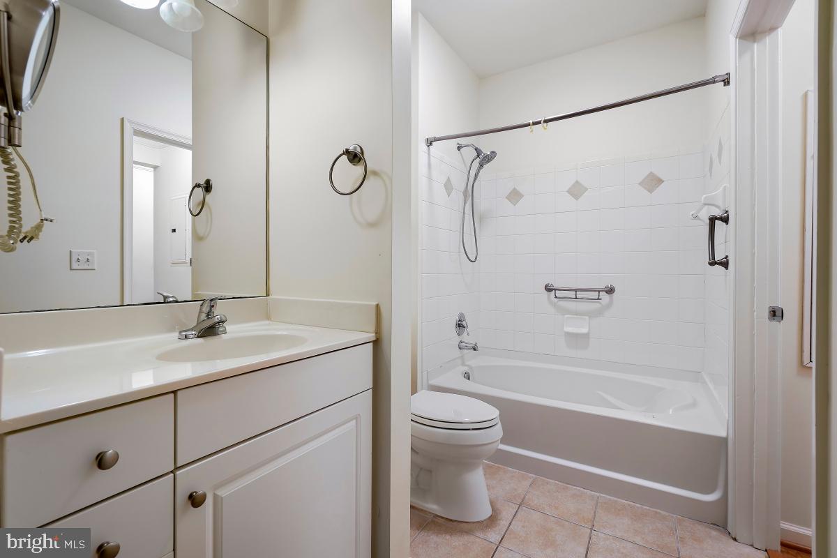 3 Arch Pl #227