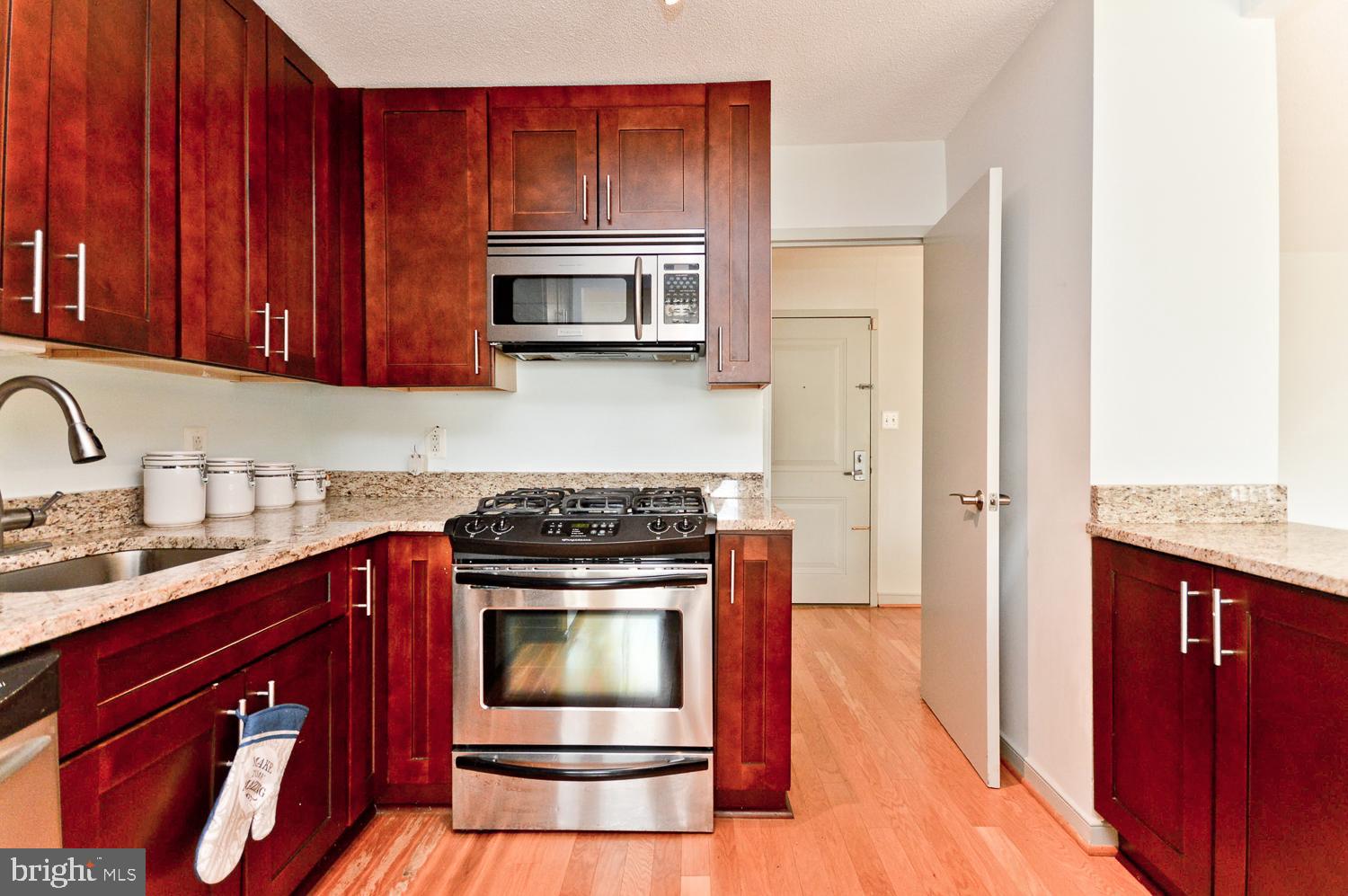 7333 NEW HAMPSHIRE AVENUE 517W