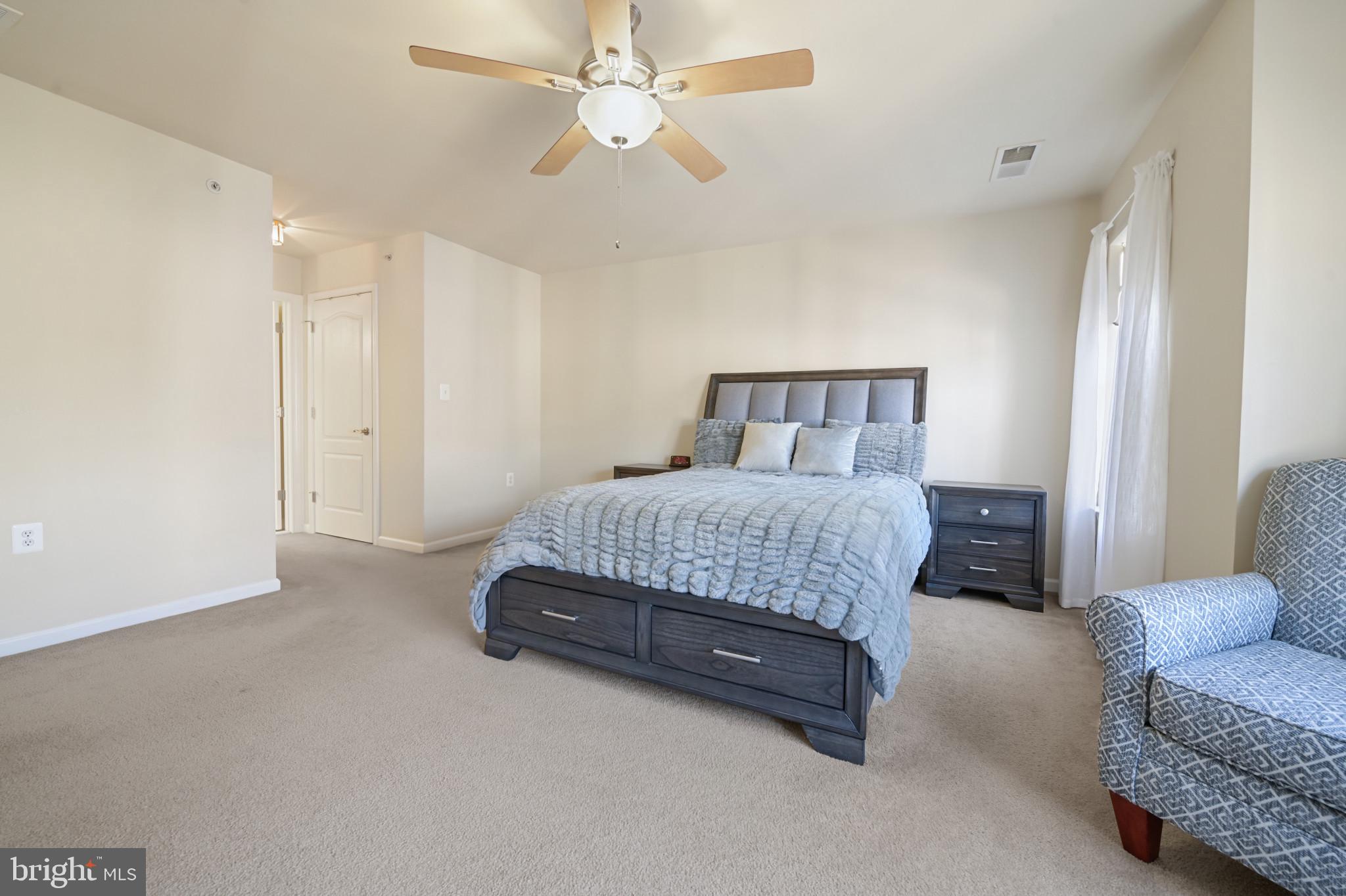 11704 Leesborough Cir