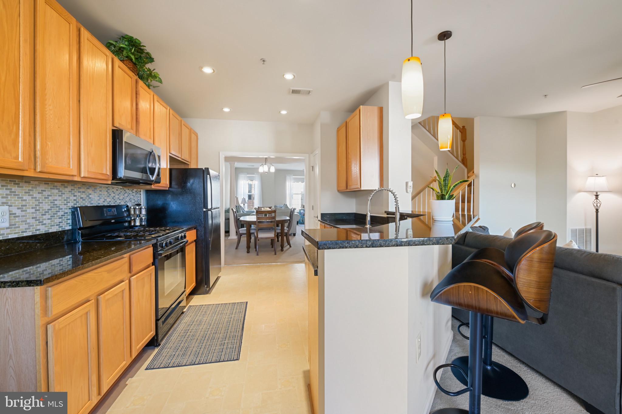 11704 Leesborough Cir