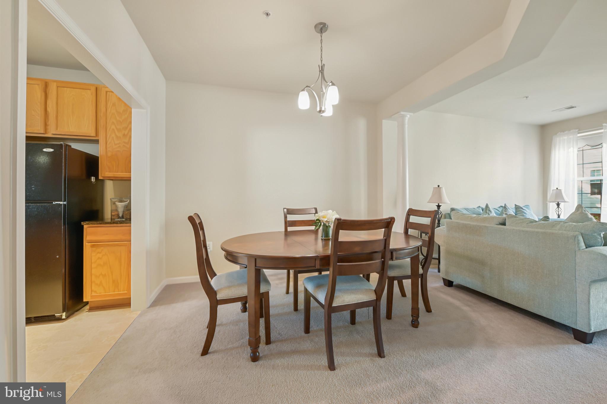 11704 Leesborough Cir