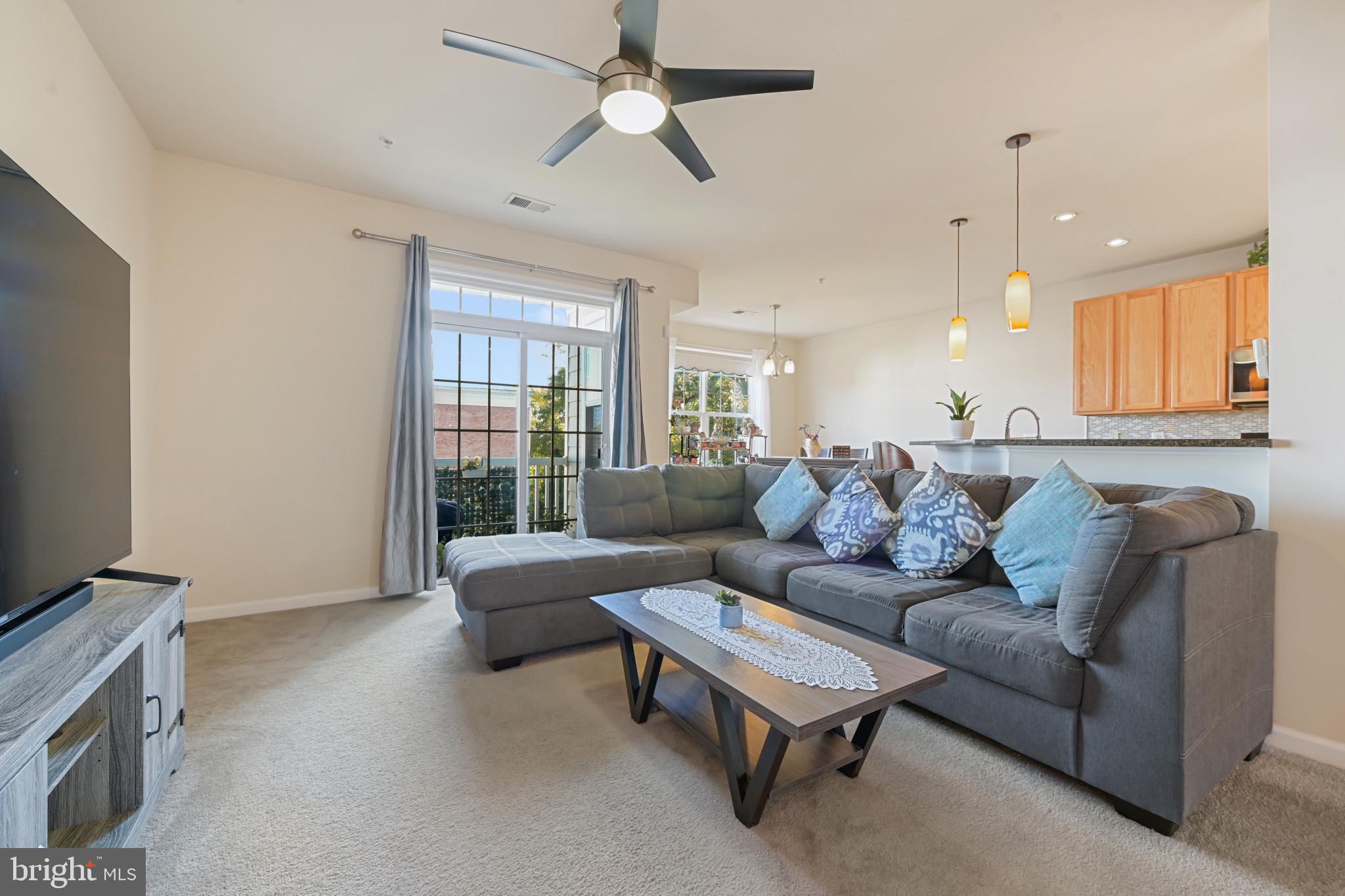11704 Leesborough Cir