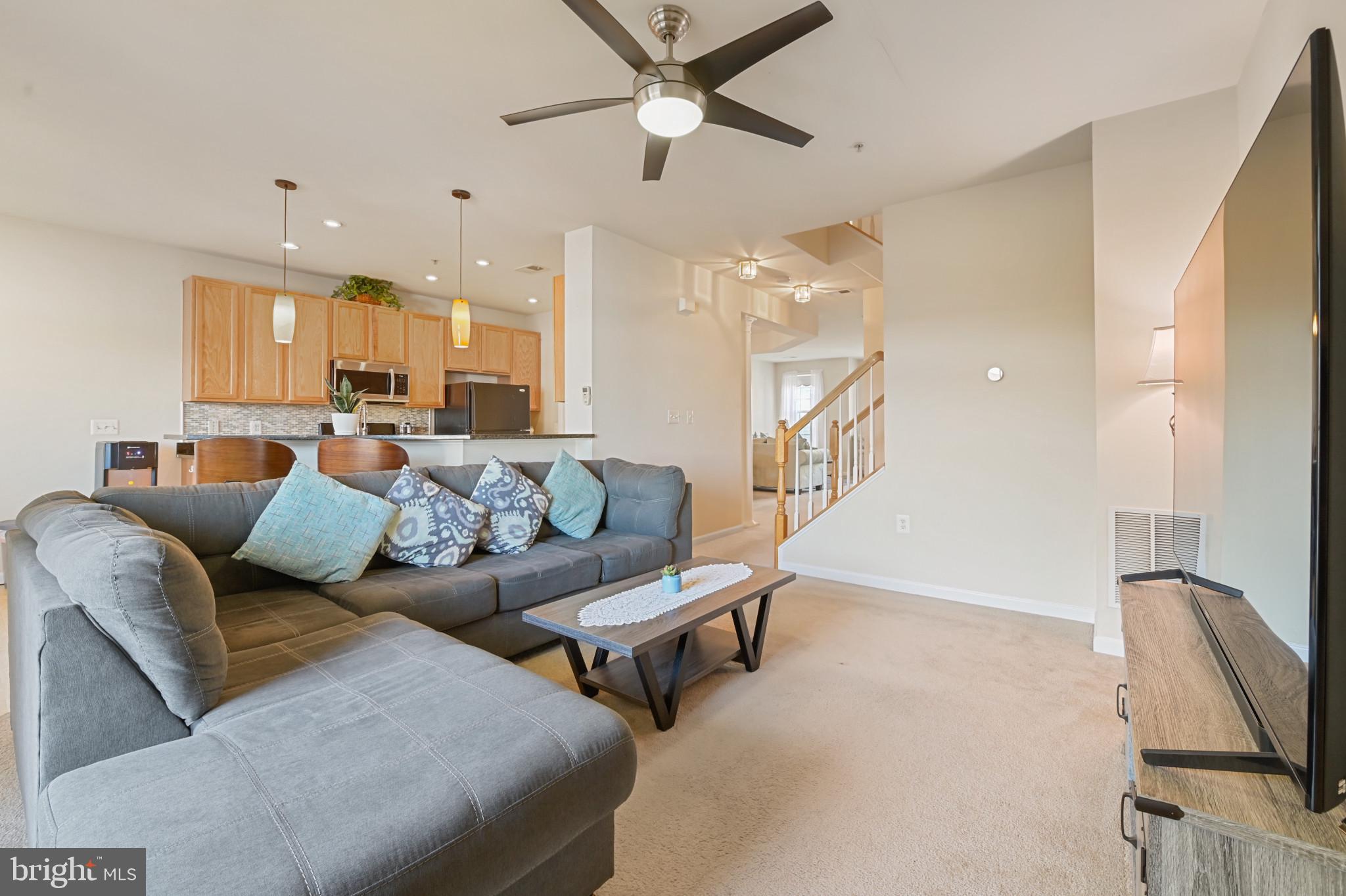 11704 Leesborough Cir