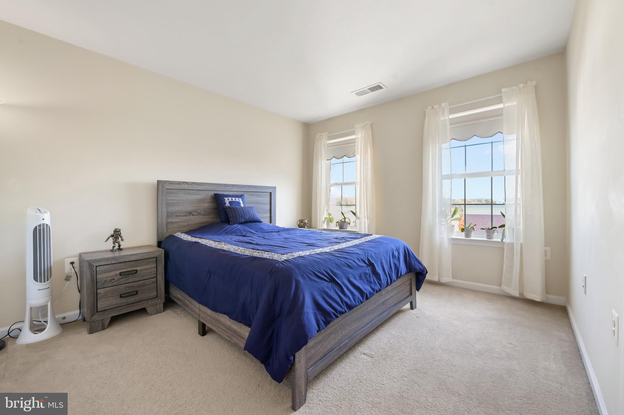 11704 Leesborough Cir