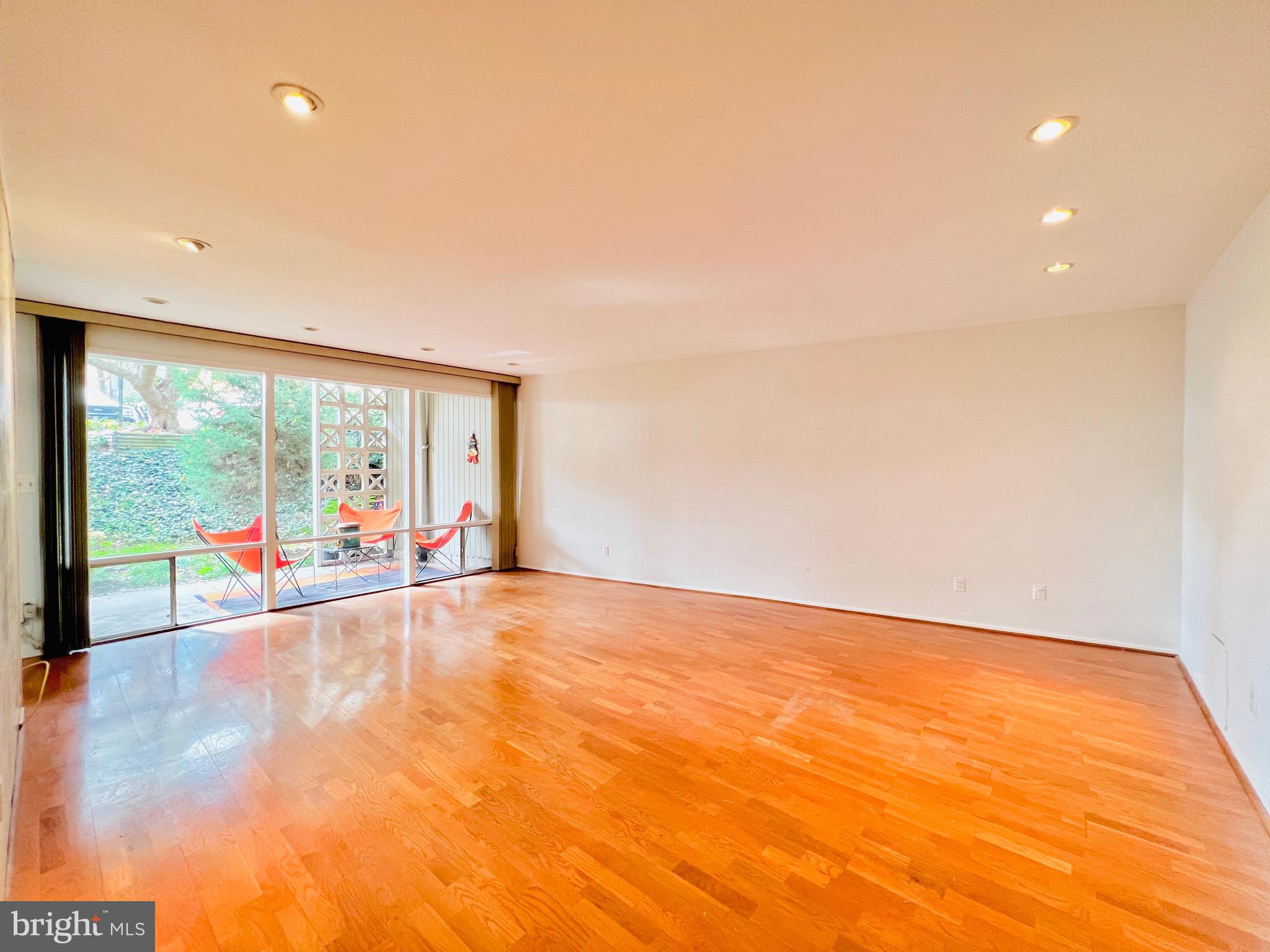 7551 SPRING LAKE DRIVE B1