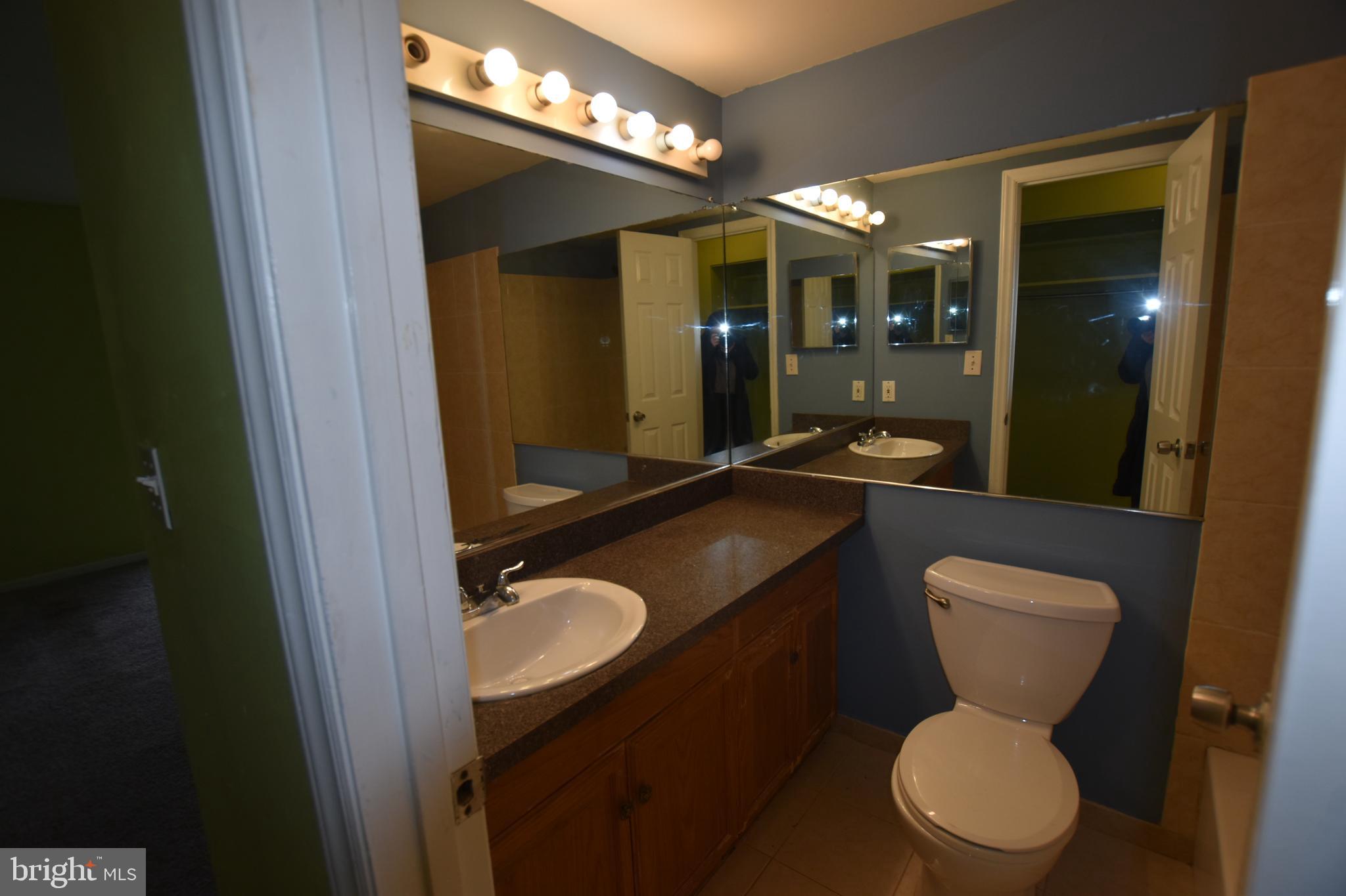 3301 Hewitt Ave #505