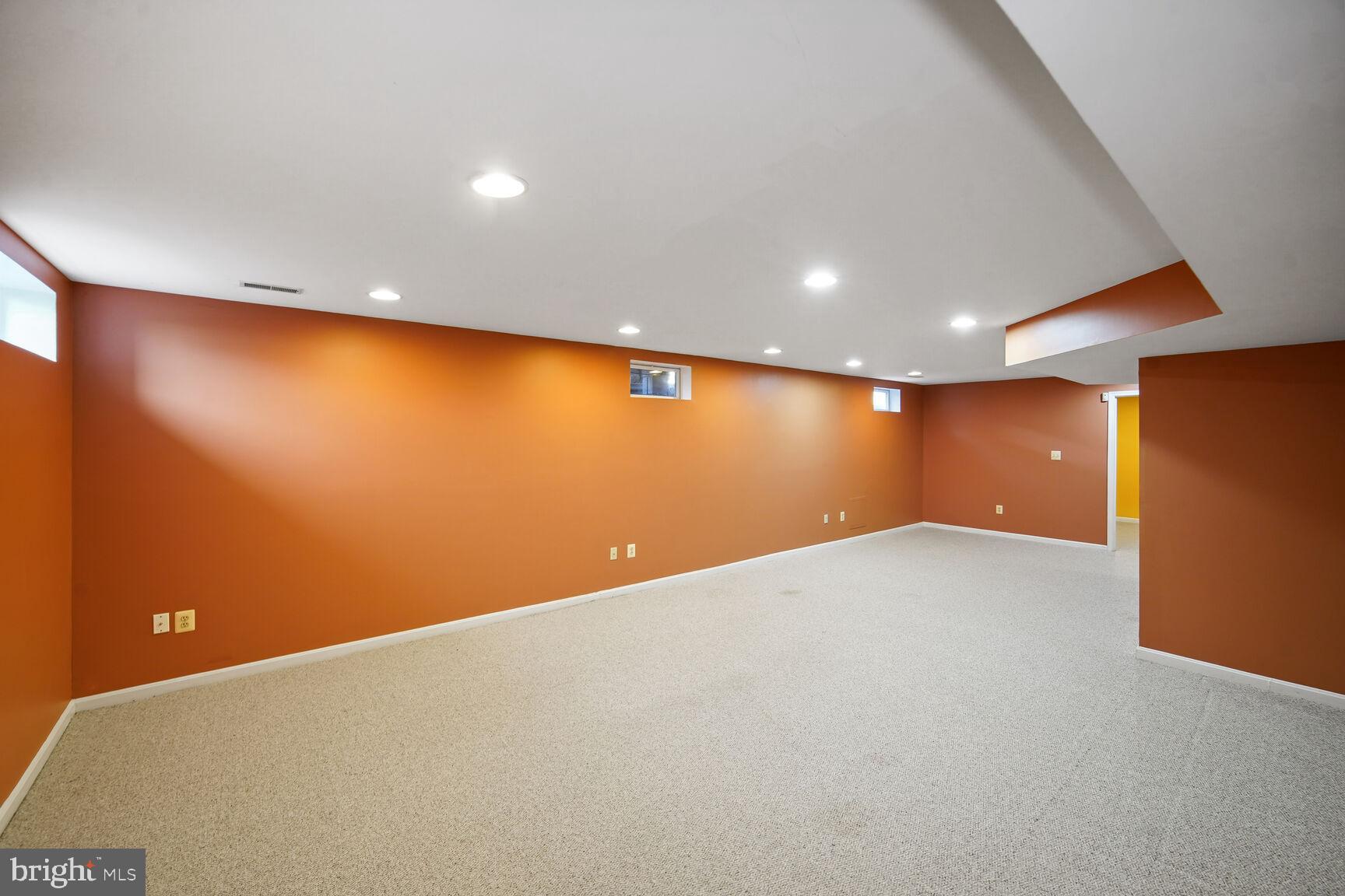 21214 Virginia Pine Ter