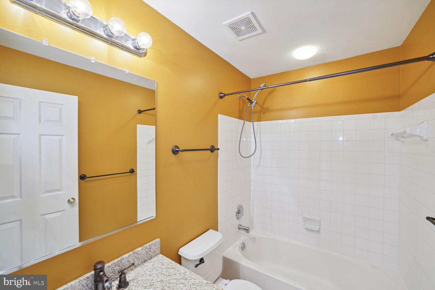 21214 Virginia Pine Ter