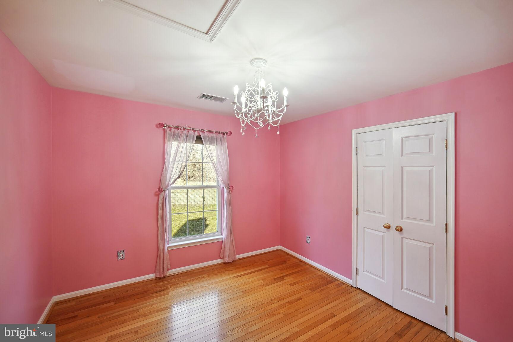 21214 Virginia Pine Ter