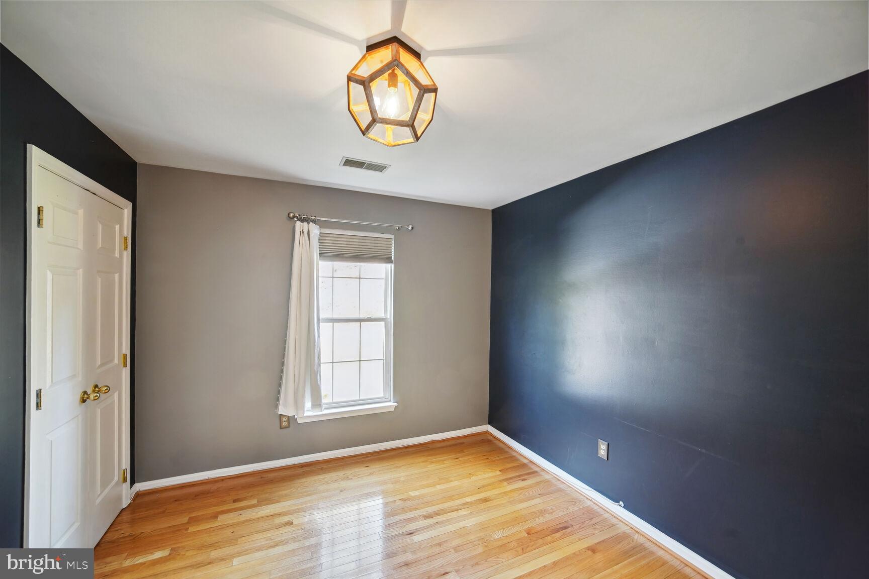 21214 Virginia Pine Ter