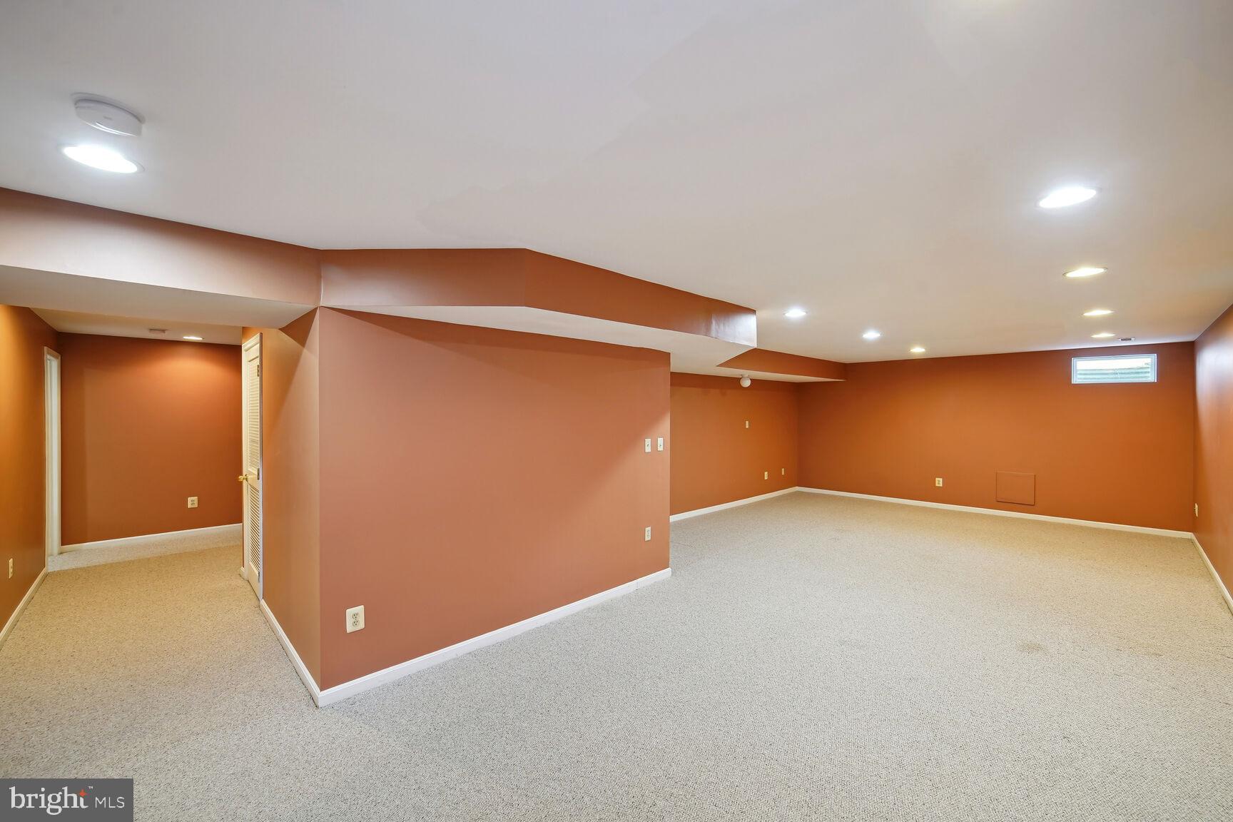 21214 Virginia Pine Ter