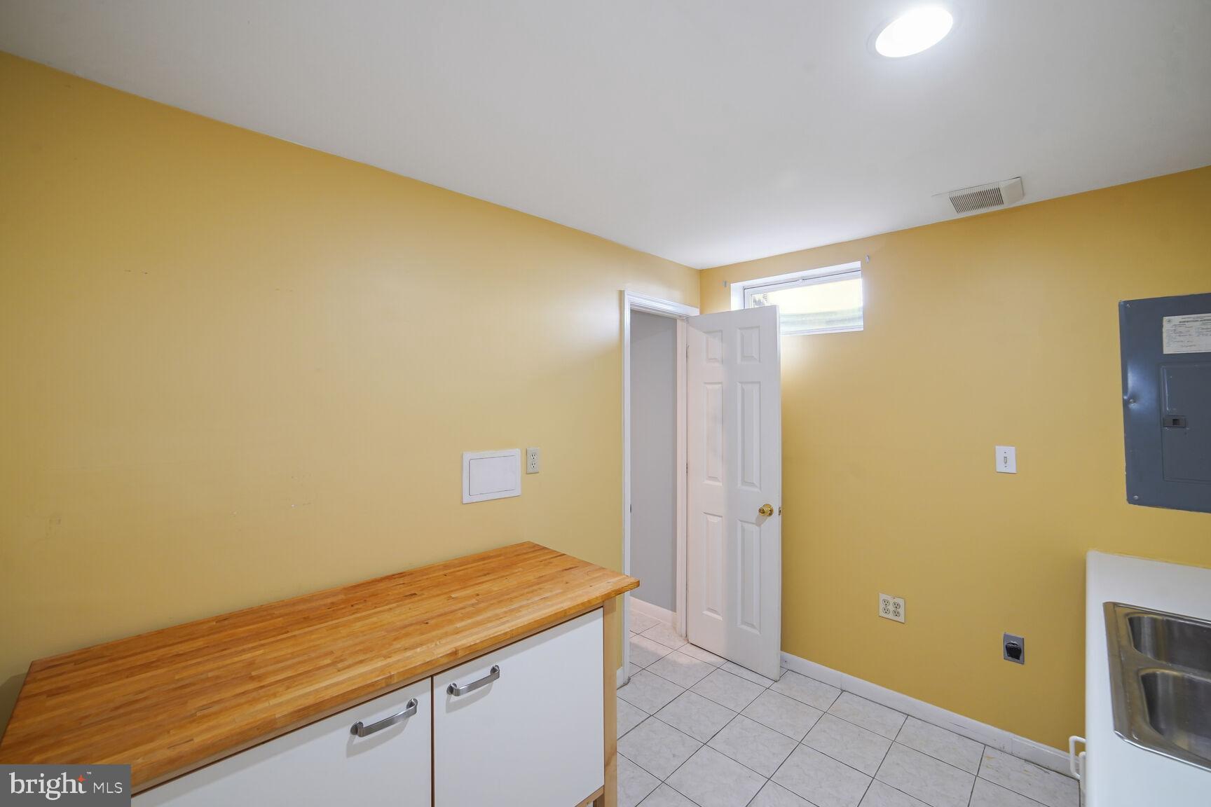 21214 Virginia Pine Ter