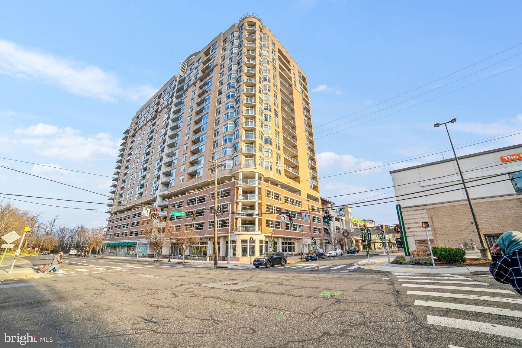 5750 Bou Ave #1114
