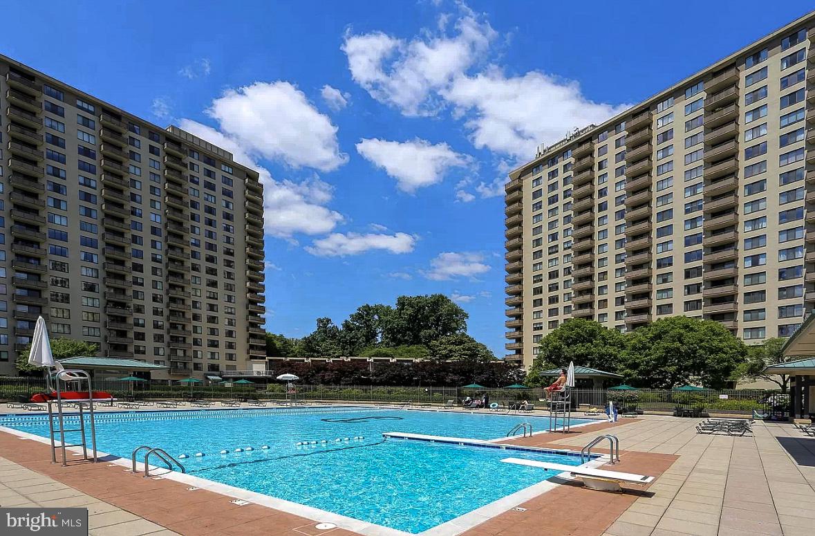 5225 POOKS HILL ROAD 202S