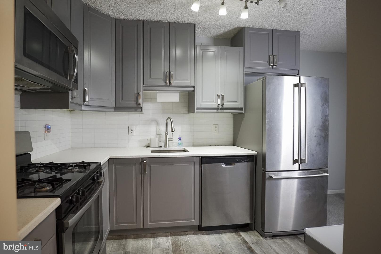 5225 POOKS HILL ROAD 202S