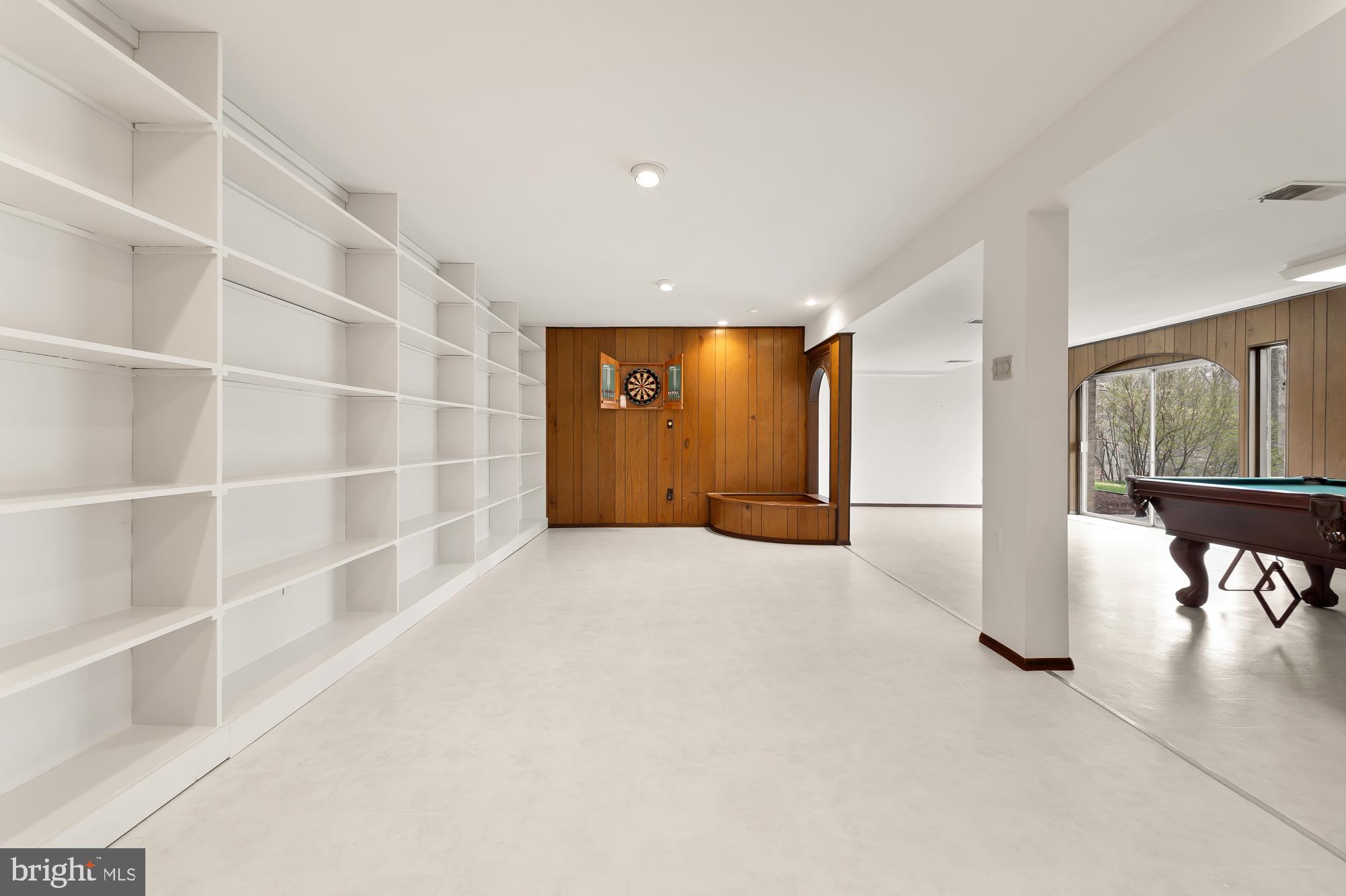 8509 TIMBER HILL LANE