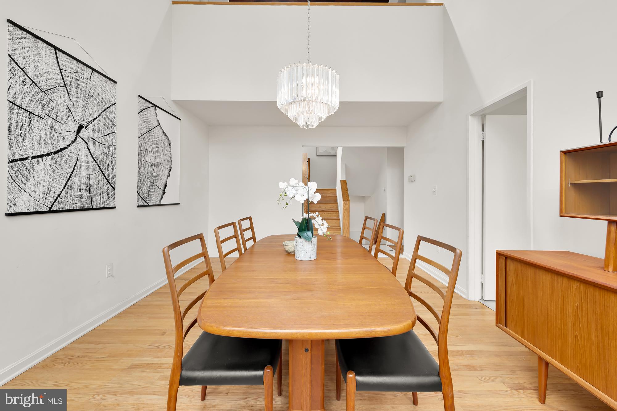 8509 TIMBER HILL LANE