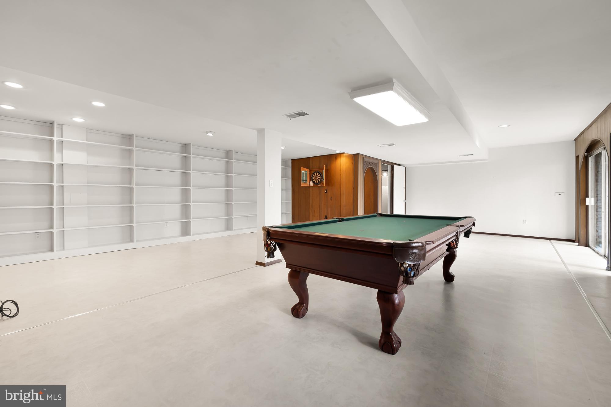 8509 TIMBER HILL LANE