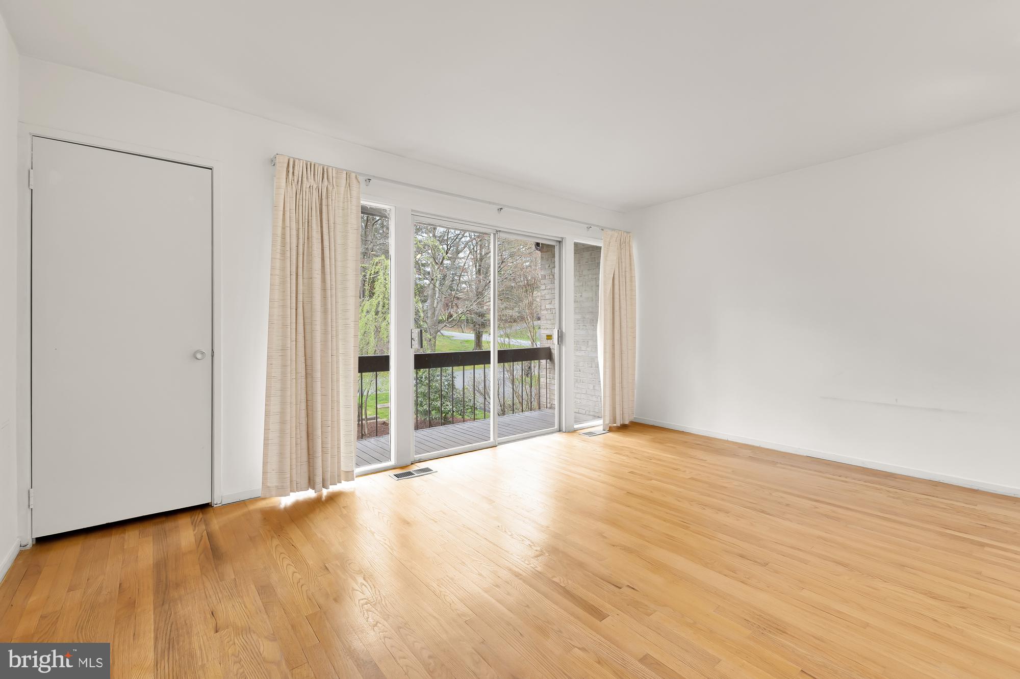 8509 TIMBER HILL LANE