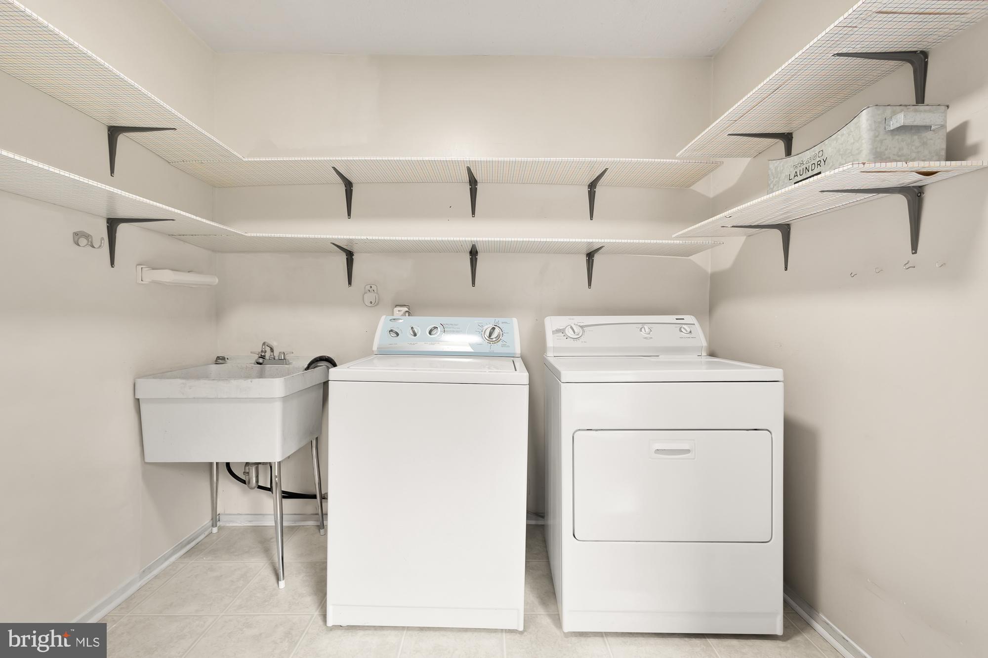 8509 TIMBER HILL LANE