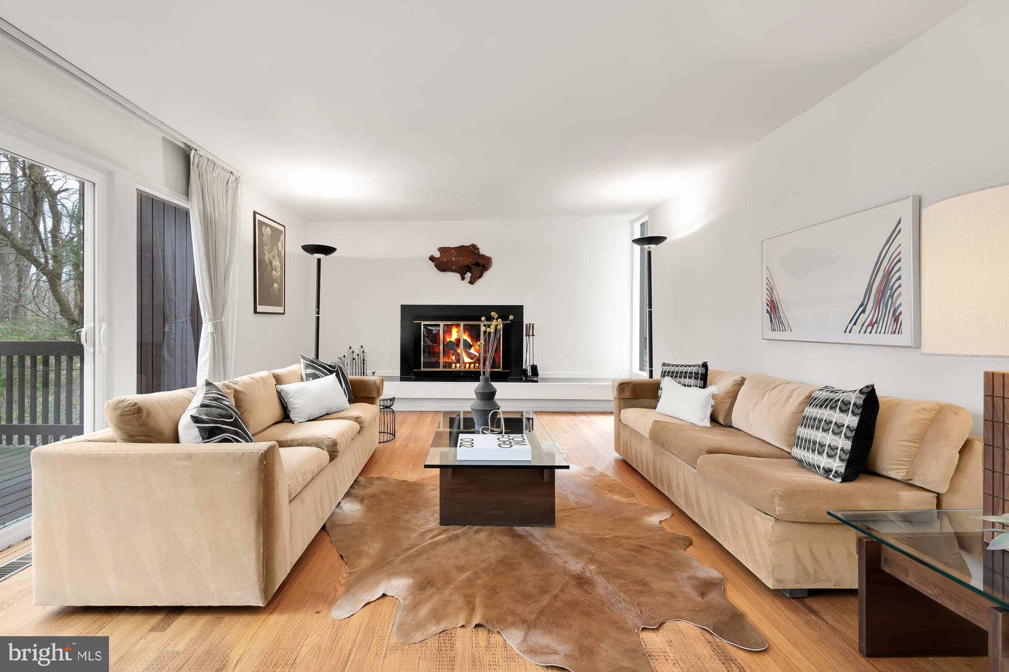 8509 TIMBER HILL LANE