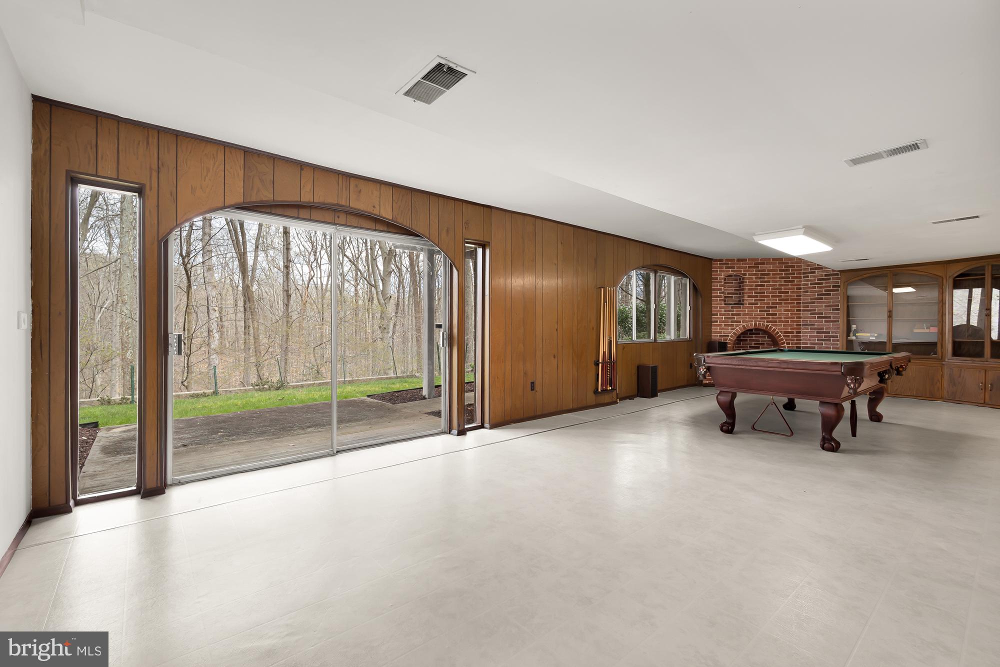 8509 TIMBER HILL LANE