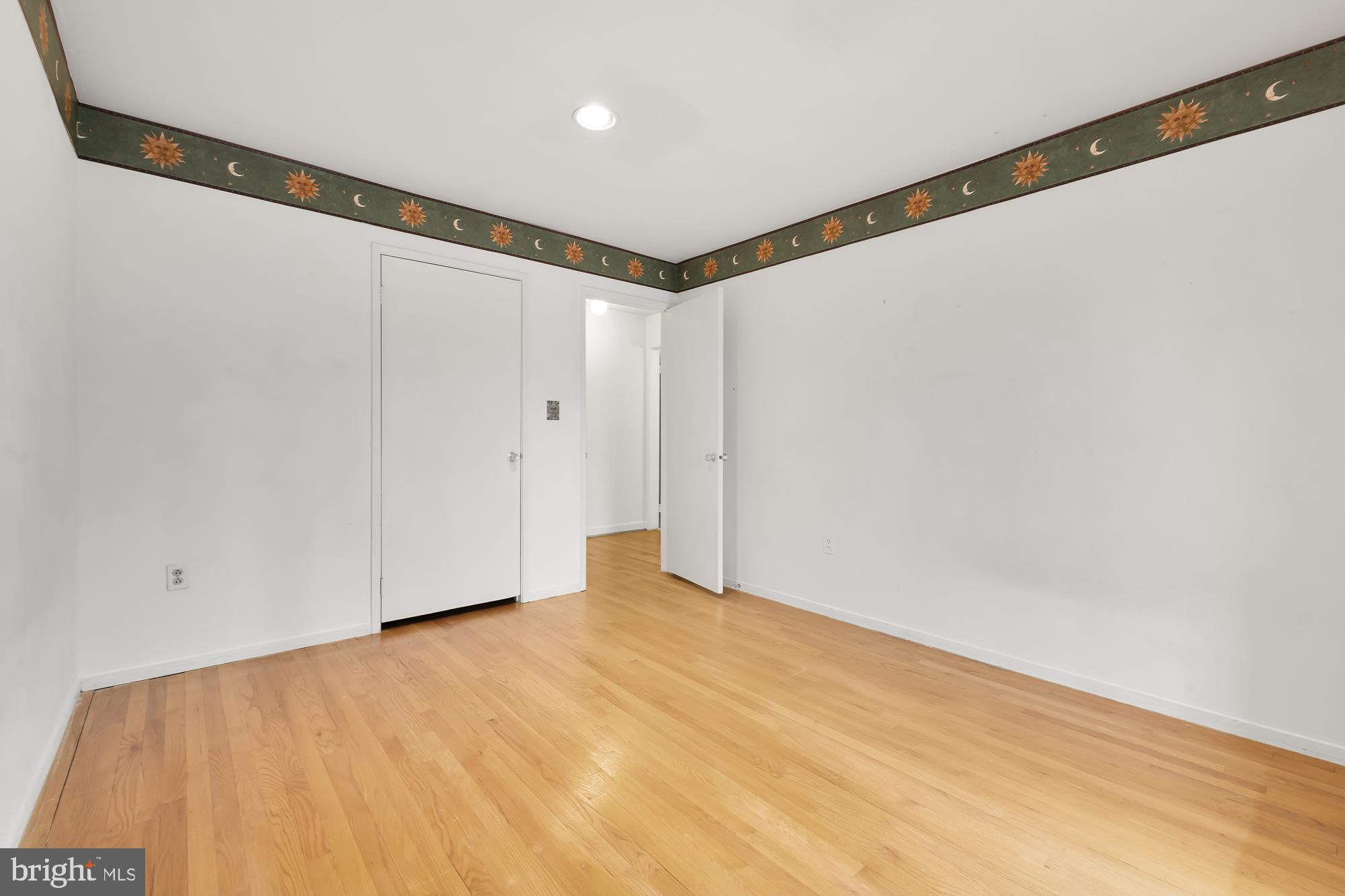 8509 TIMBER HILL LANE