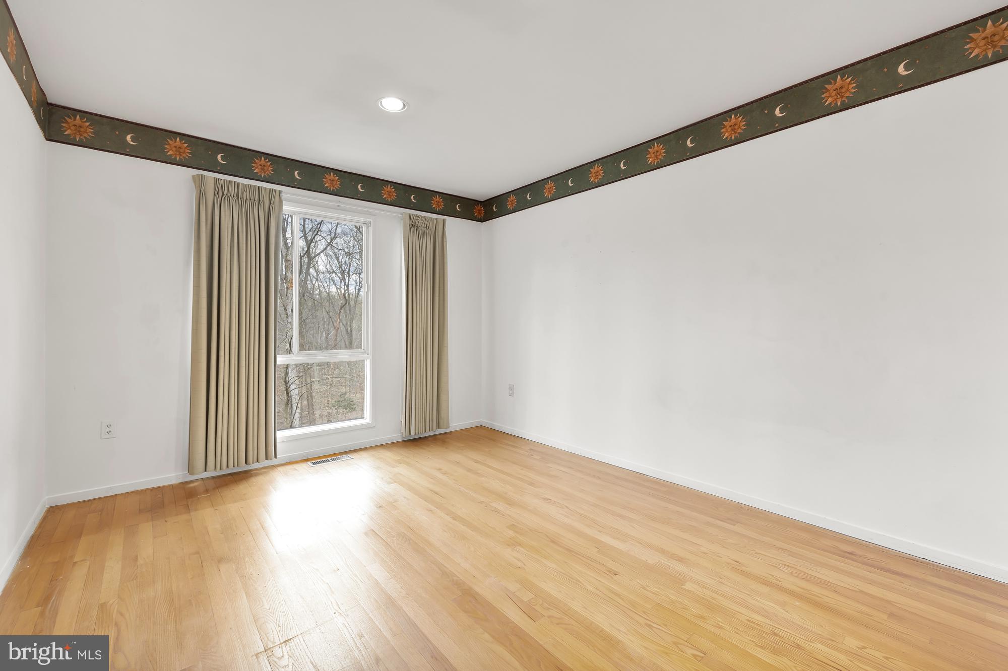 8509 TIMBER HILL LANE