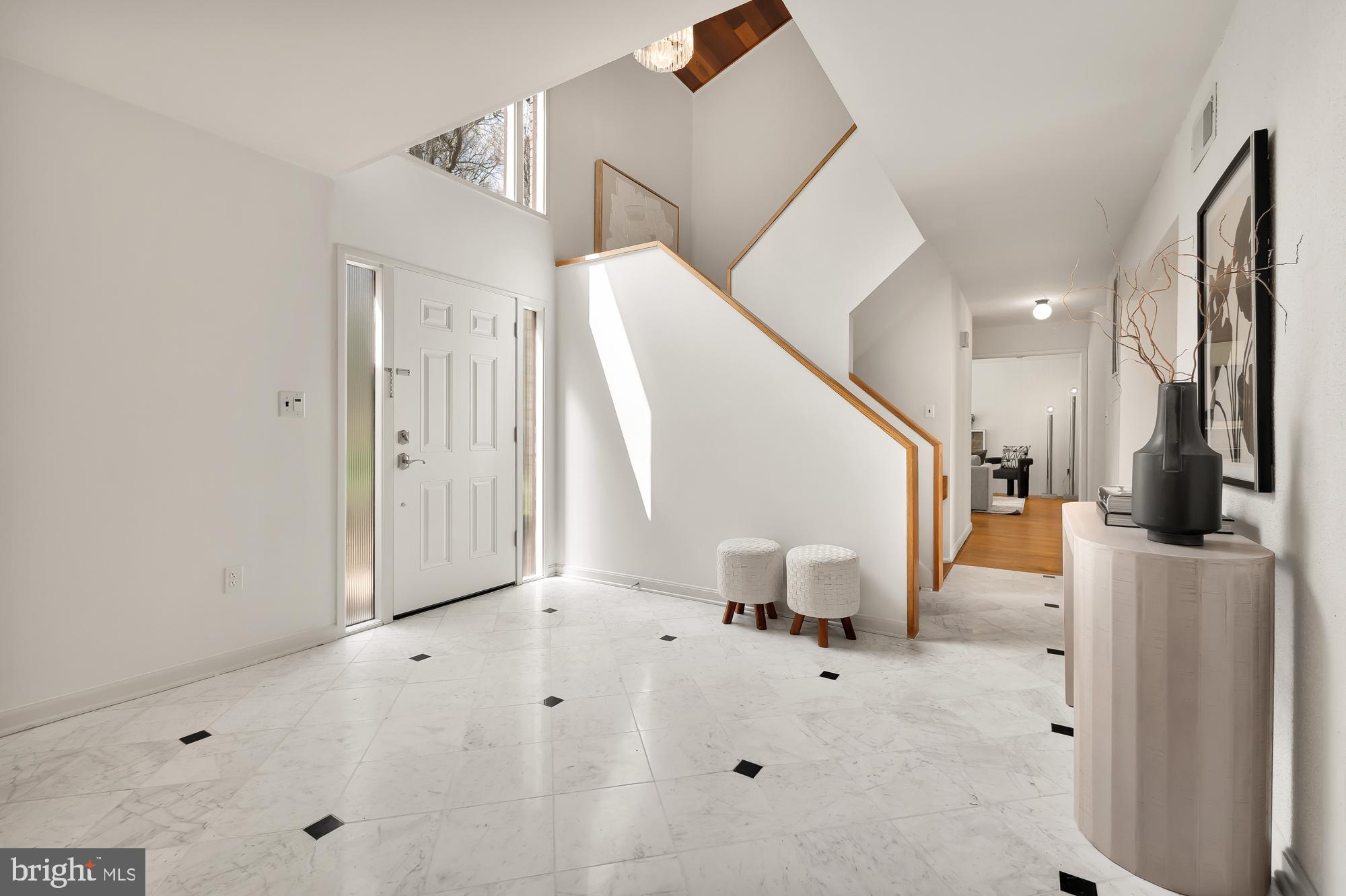 8509 TIMBER HILL LANE