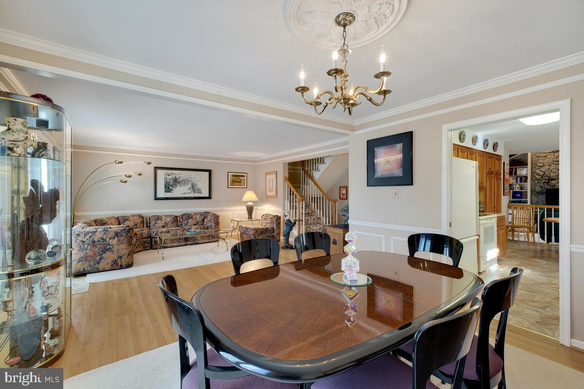 10910 Brewer House Rd