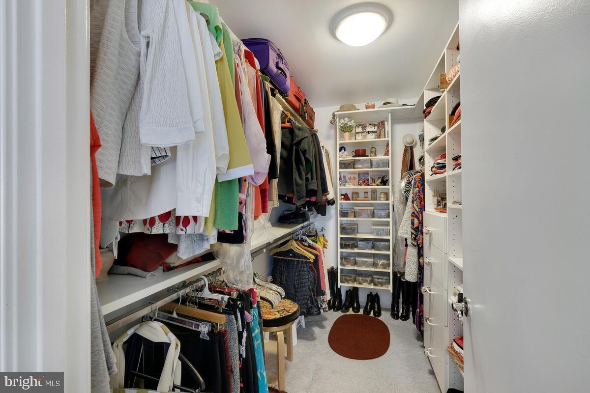 10910 Brewer House Rd