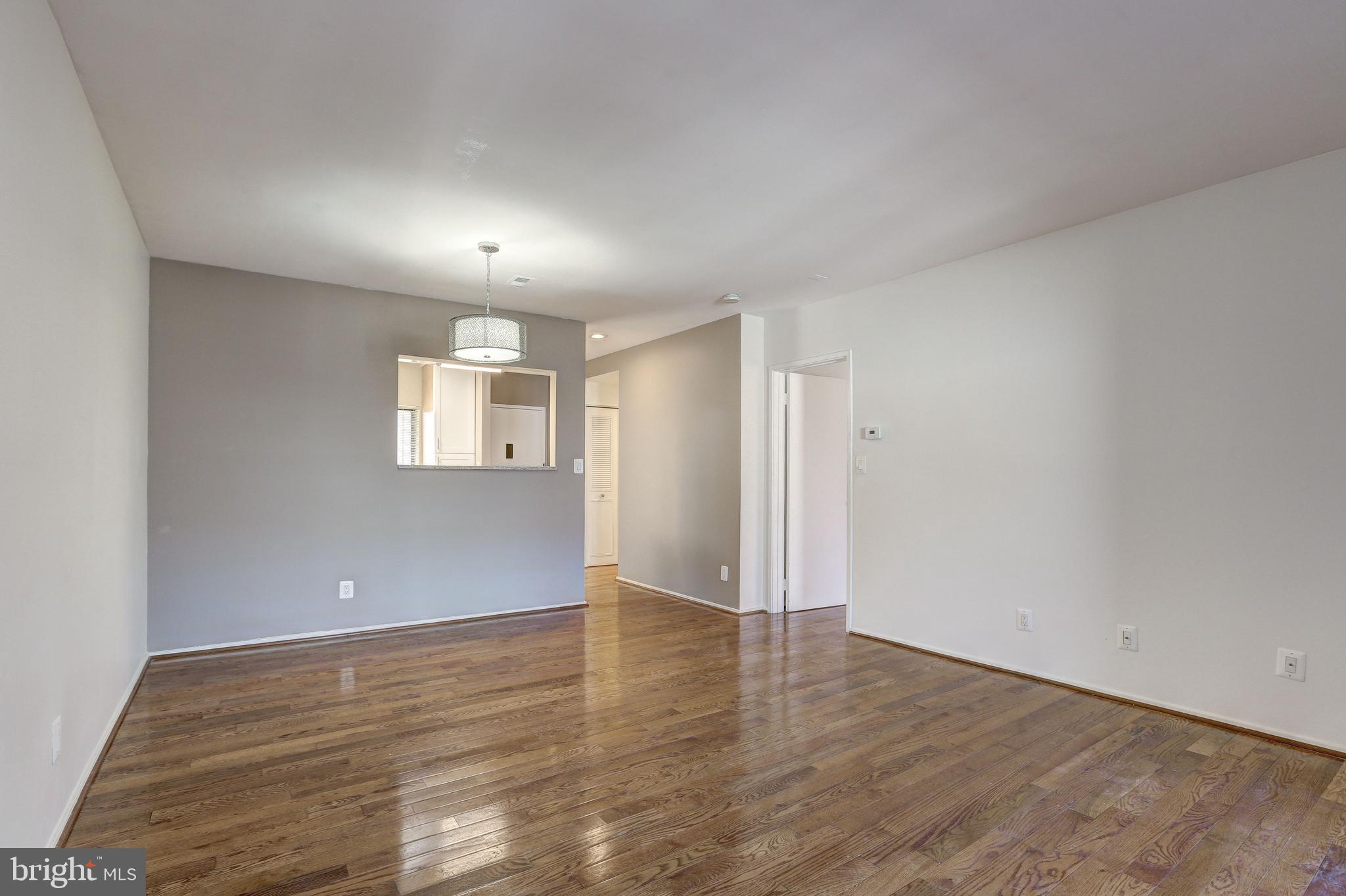 6060 California Cir #504