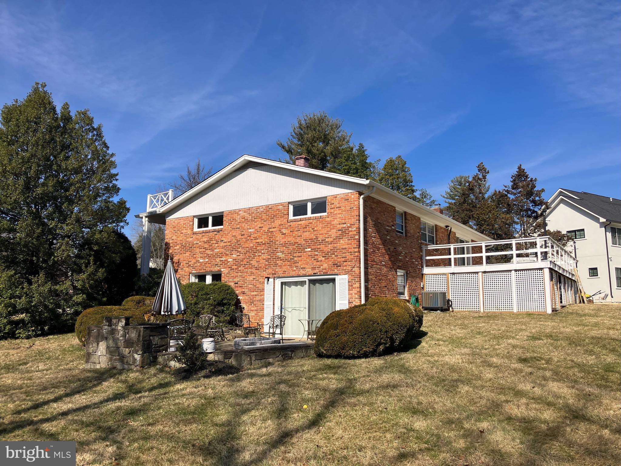 9008 Marseille Dr