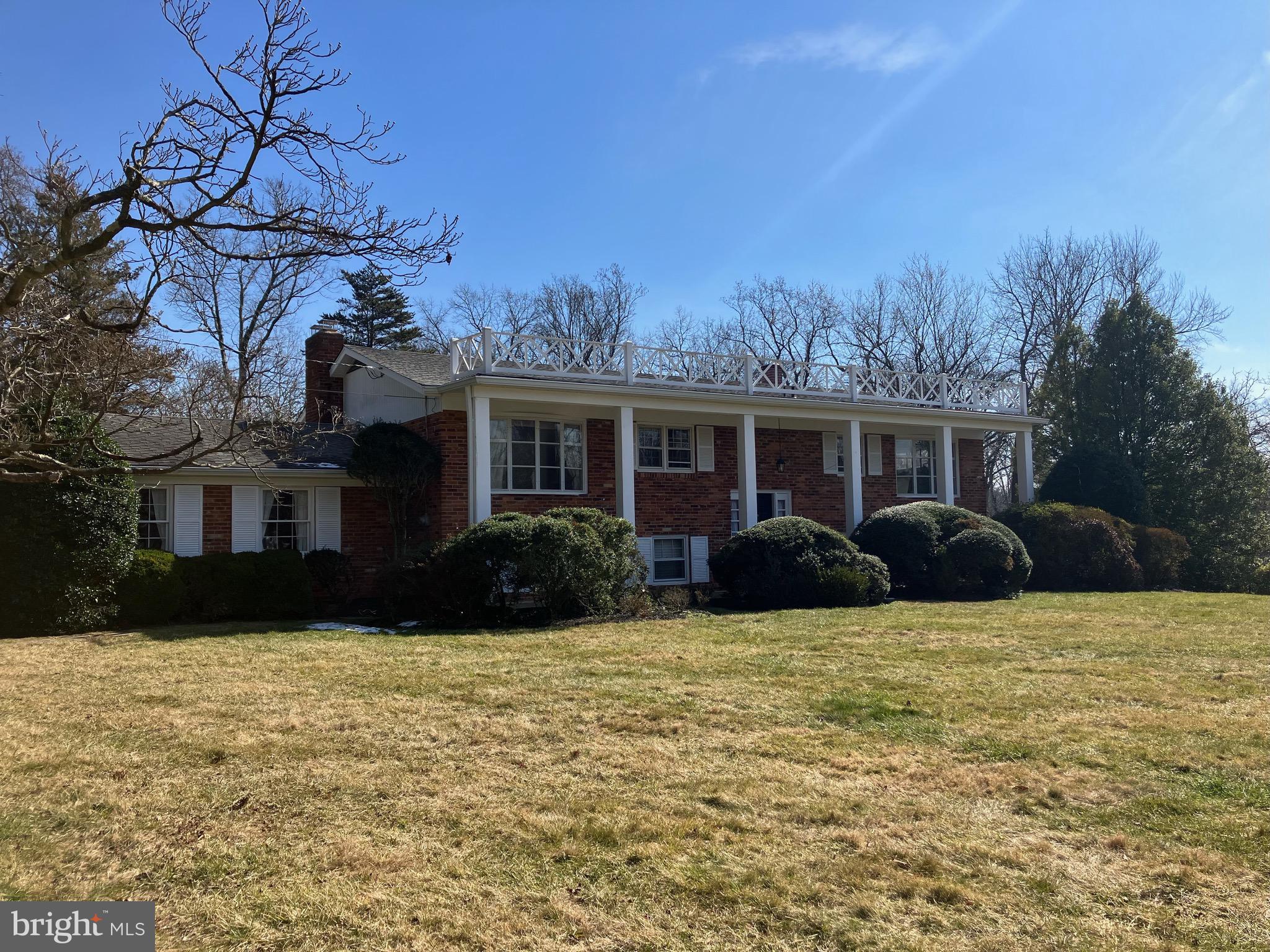 9008 Marseille Dr