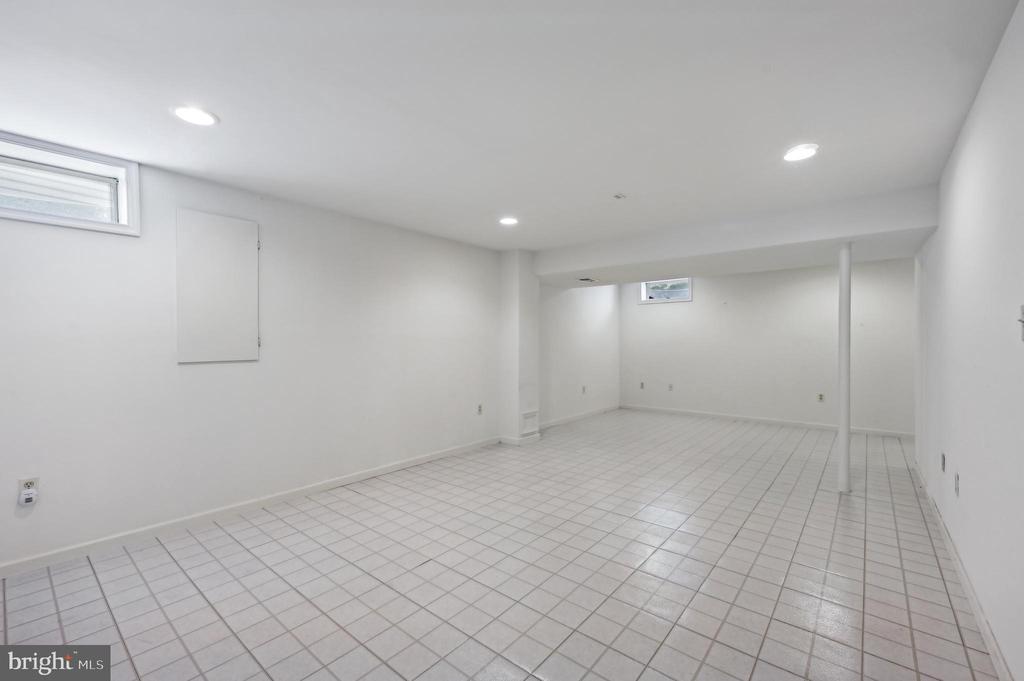 218 LOWER COUNTRY DRIVE