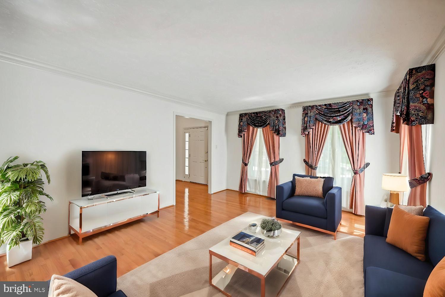 218 LOWER COUNTRY DRIVE