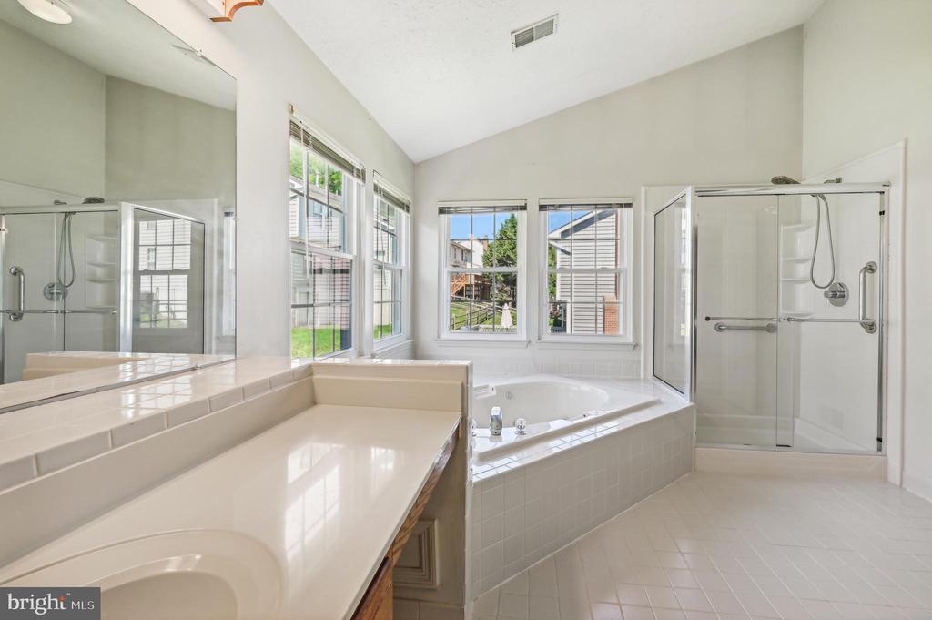 218 LOWER COUNTRY DRIVE