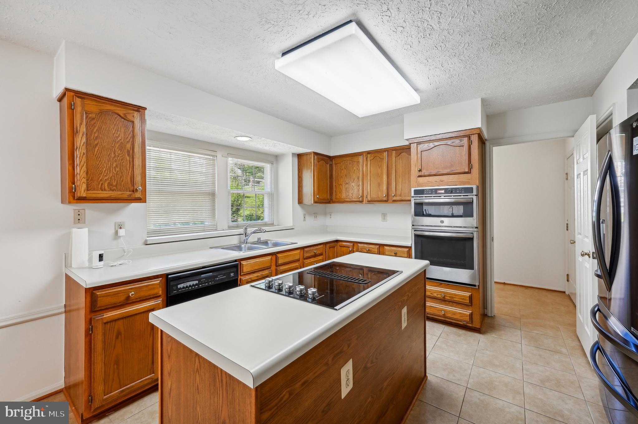 218 LOWER COUNTRY DRIVE