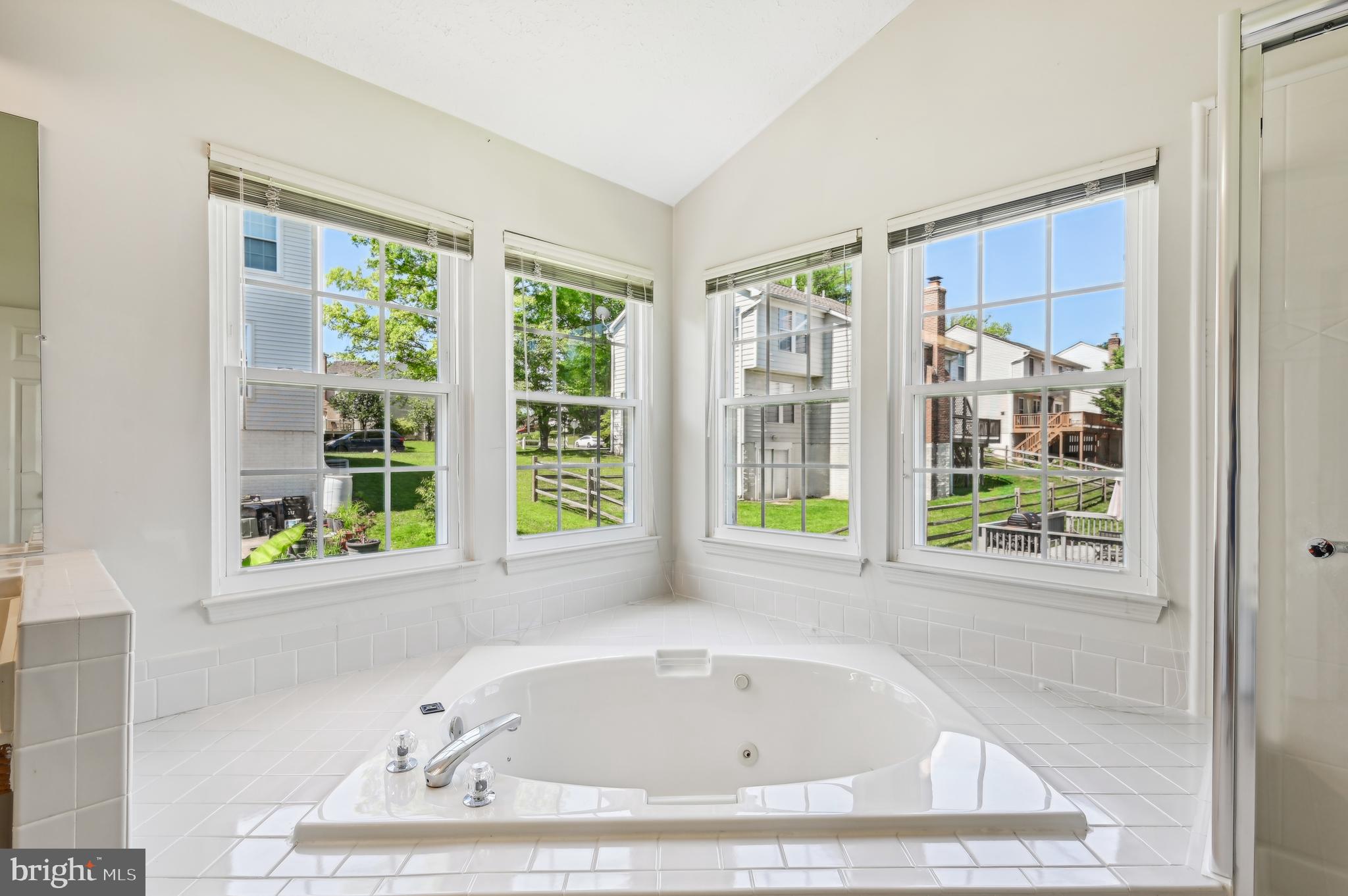 218 LOWER COUNTRY DRIVE