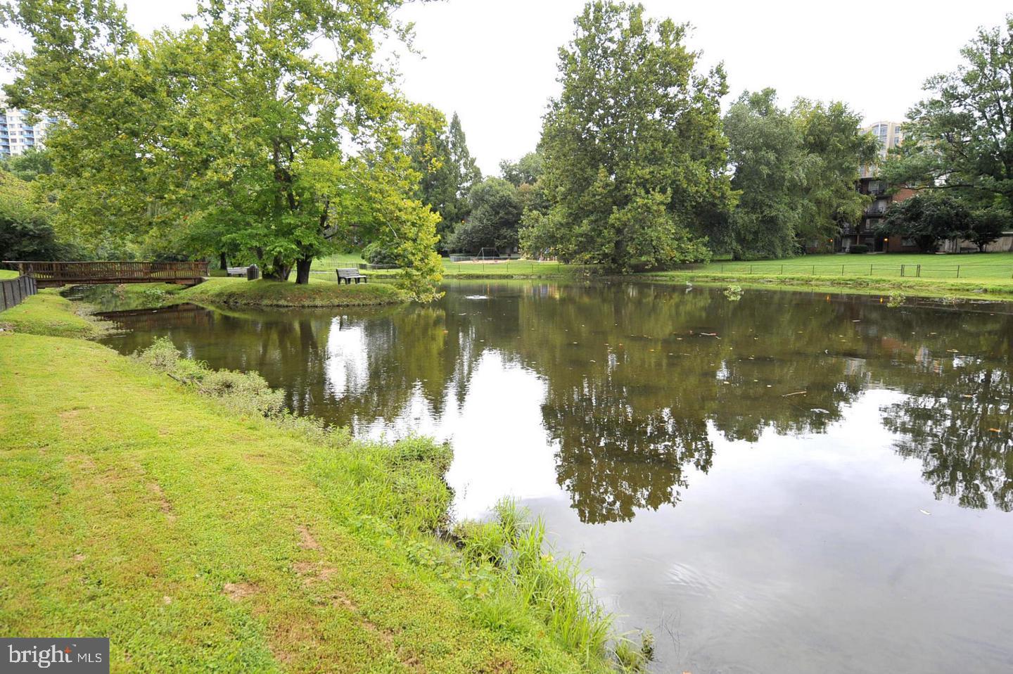 10201 GROSVENOR PLACE 1620