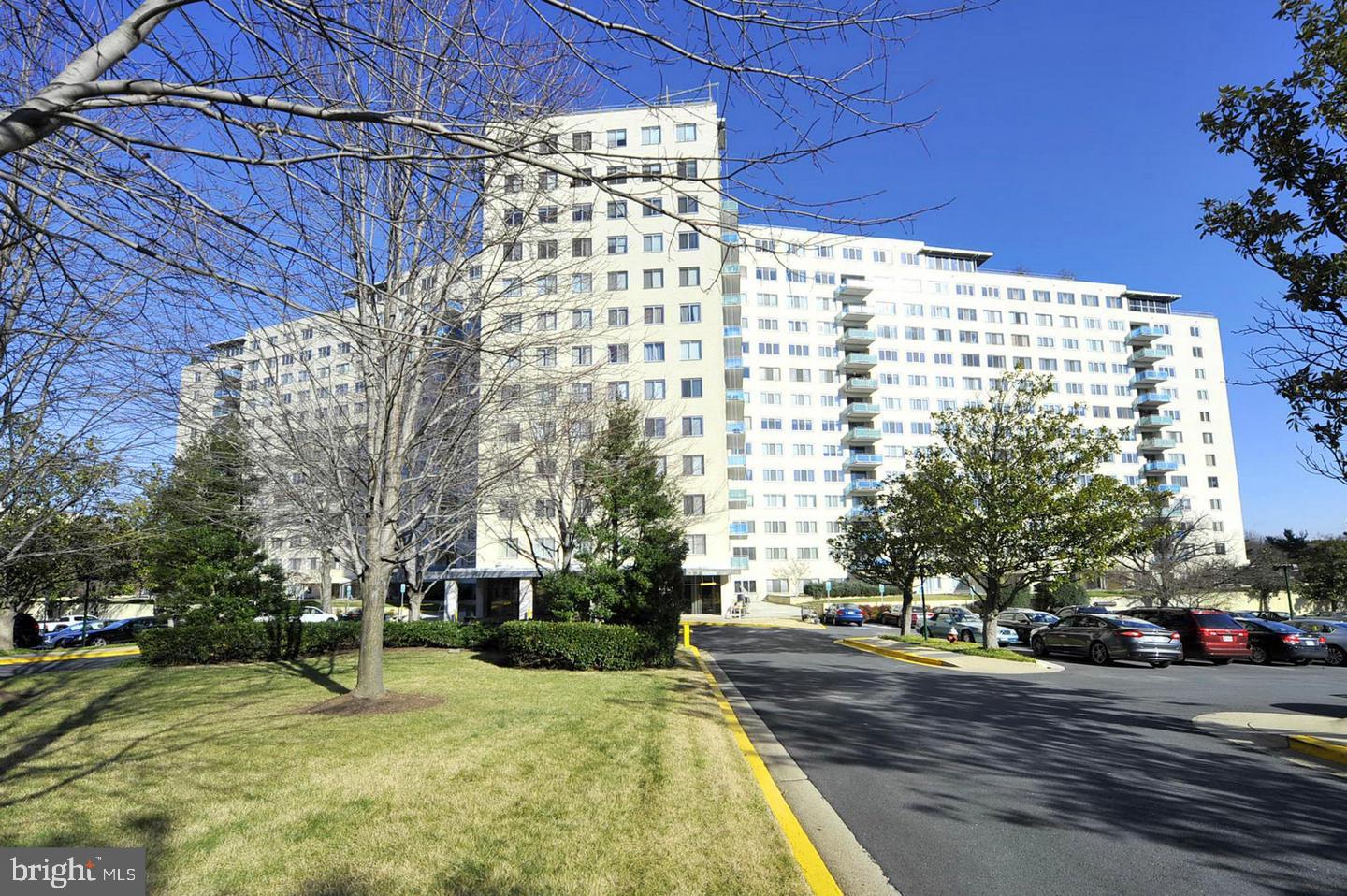 10201 GROSVENOR PLACE 1620