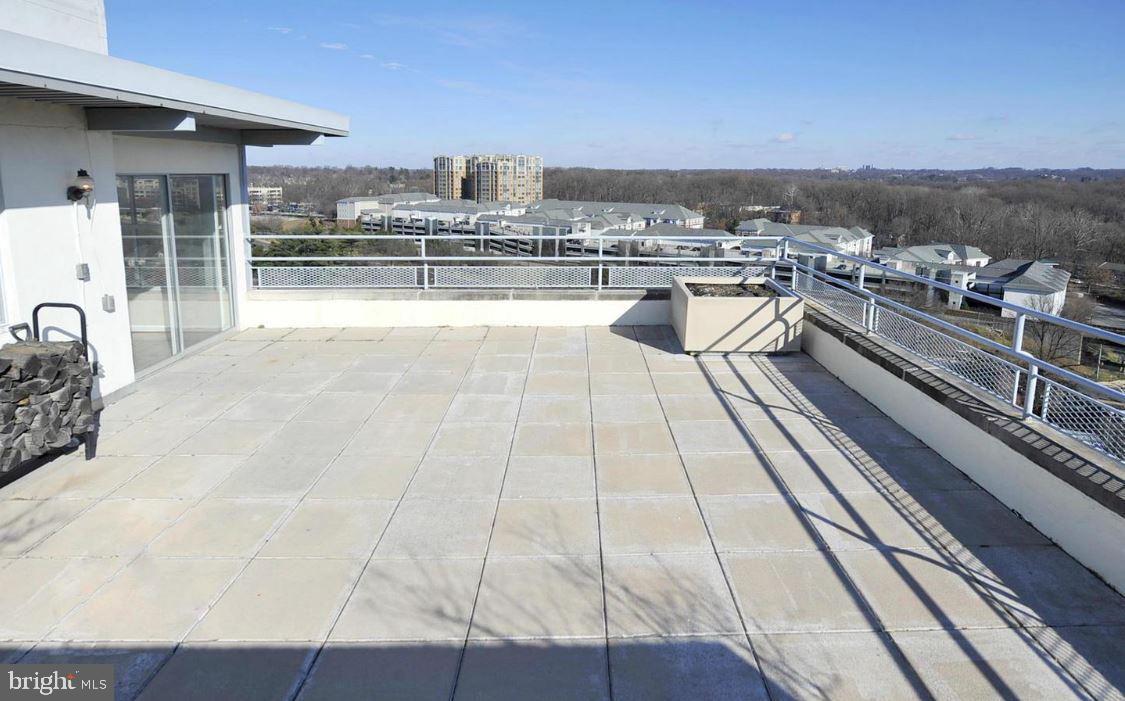 10201 GROSVENOR PLACE 1620