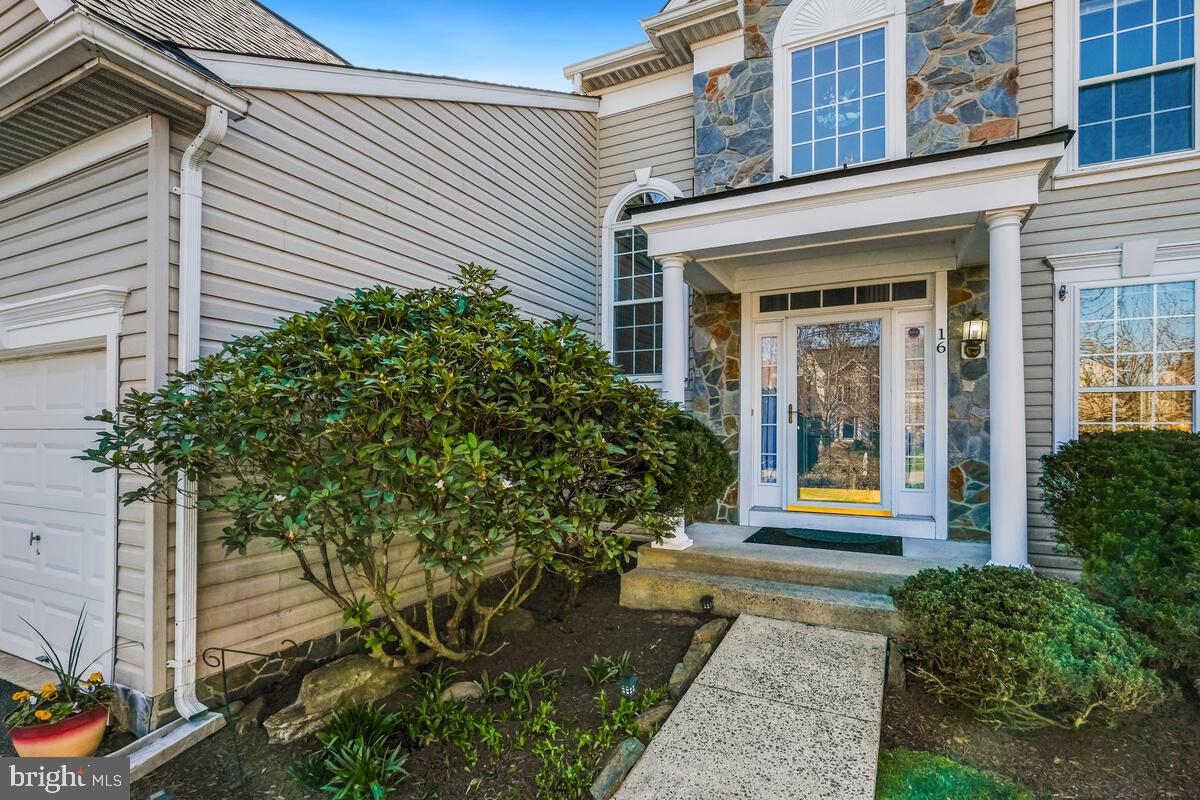 16 Ranworth Ct