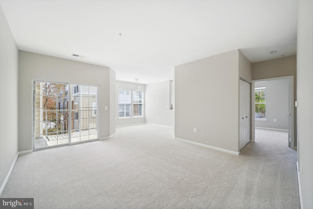 101 Watkins Pond Blvd #4-206